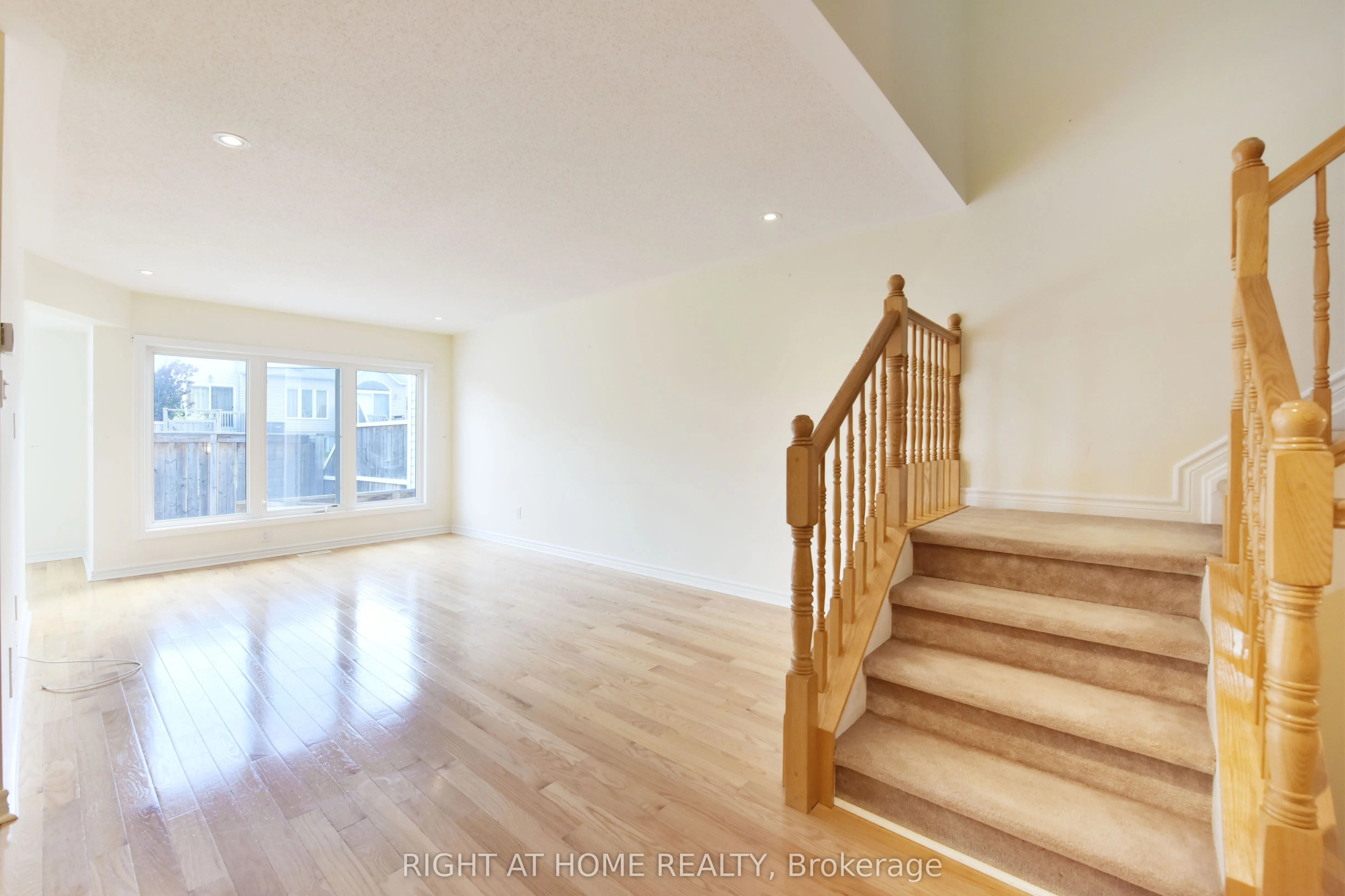 226 HUNTERBROOK Street