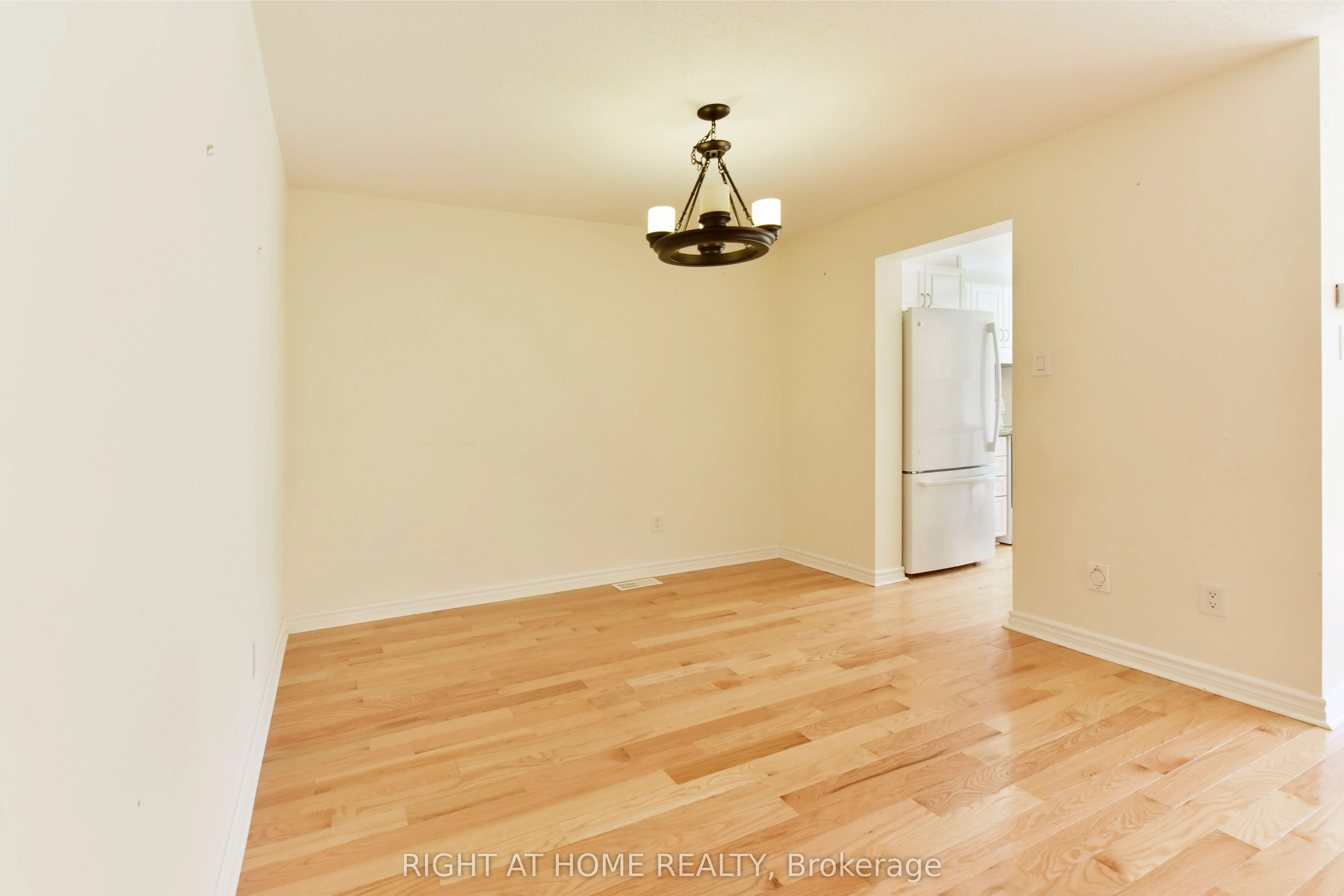 226 HUNTERBROOK Street