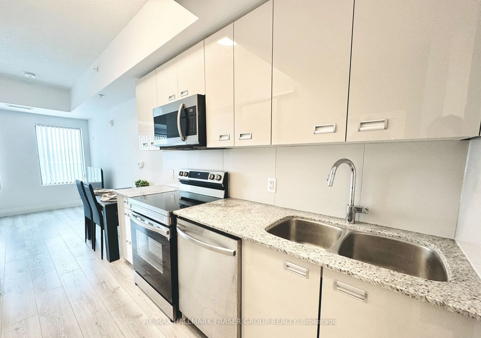 652 Princess Street S, #315