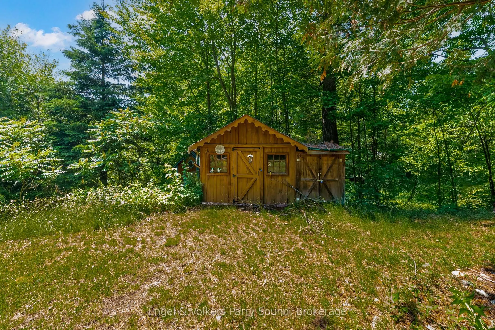 382 Oastler Park Road