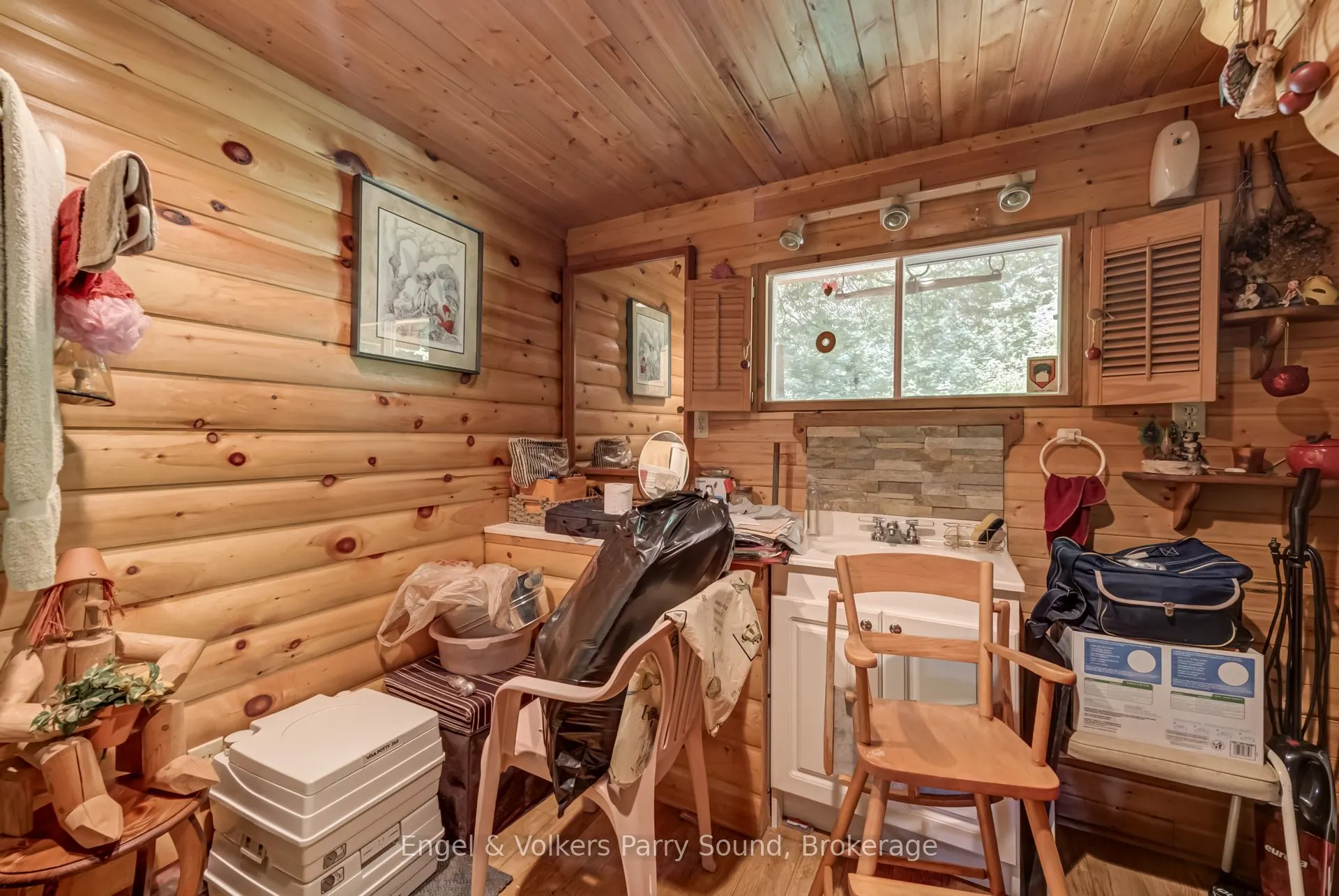 382 Oastler Park Road