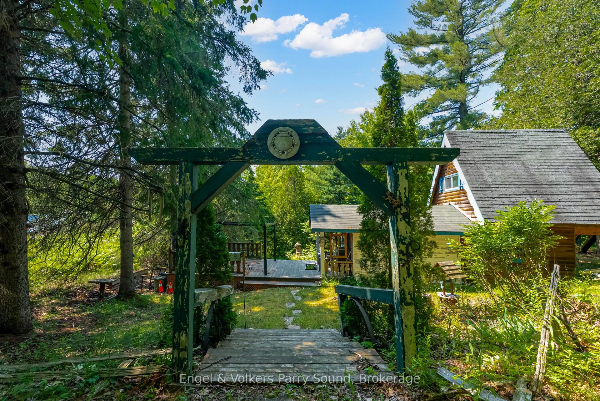 382 Oastler Park Road