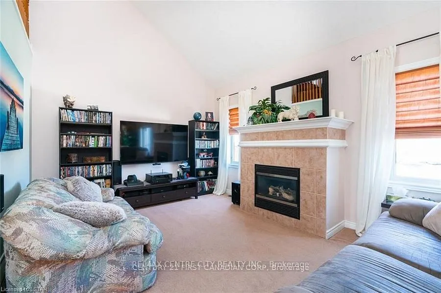 79 Donker Drive