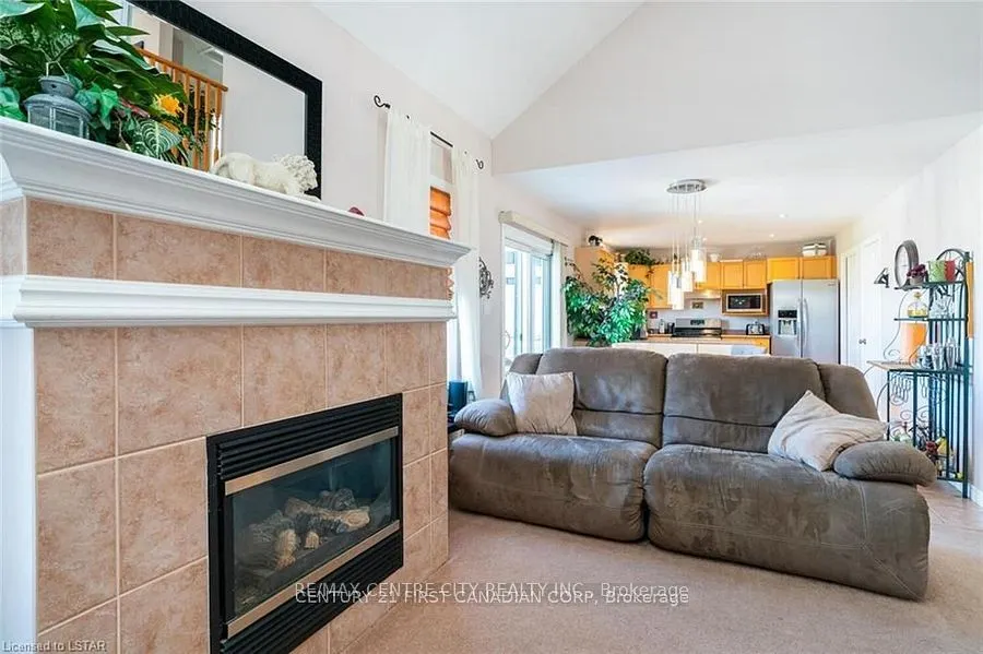 79 Donker Drive