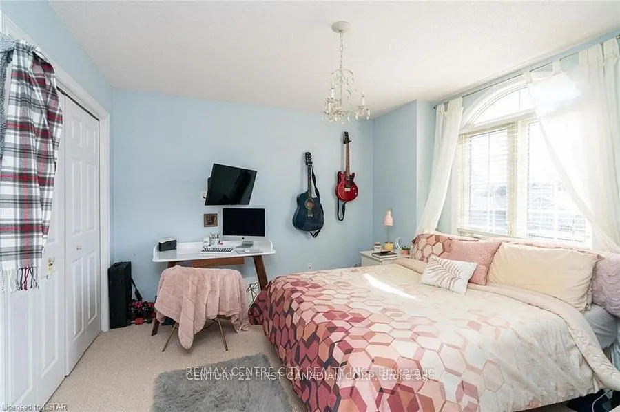 79 Donker Drive