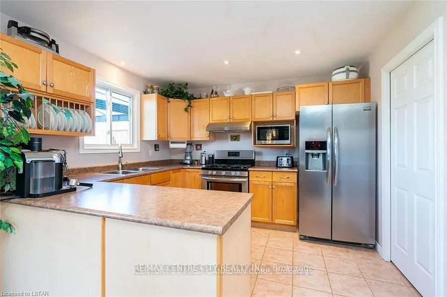 79 Donker Drive