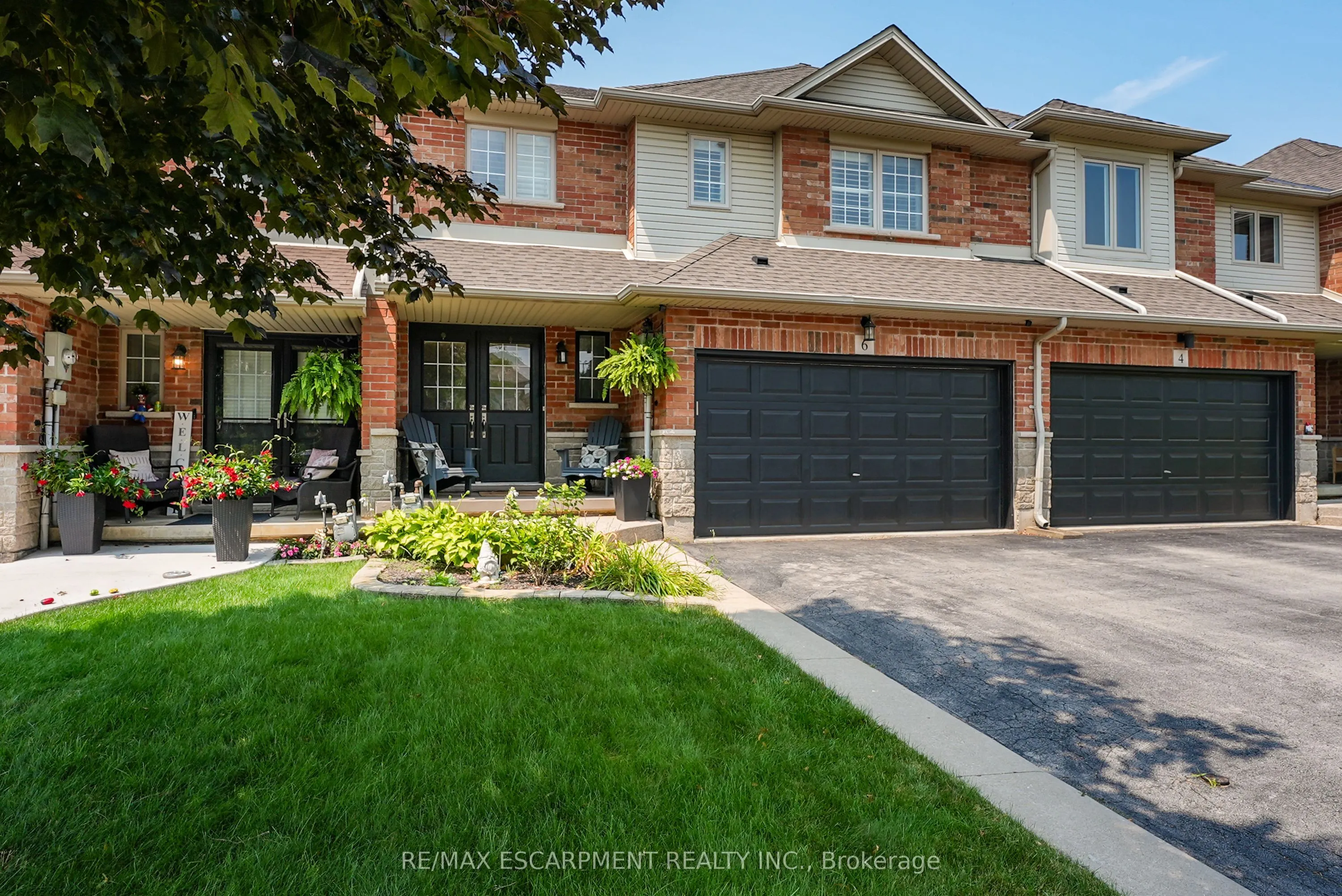 6 Southbrook Drive