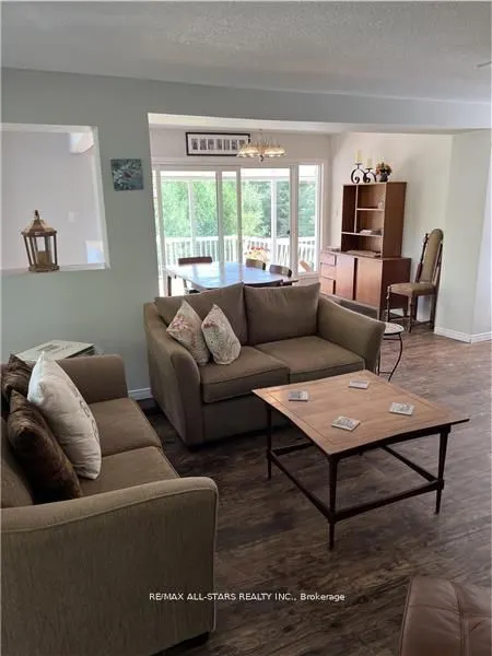 48 Boyce Trail