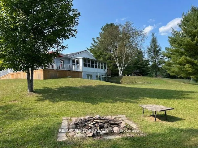48 Boyce Trail