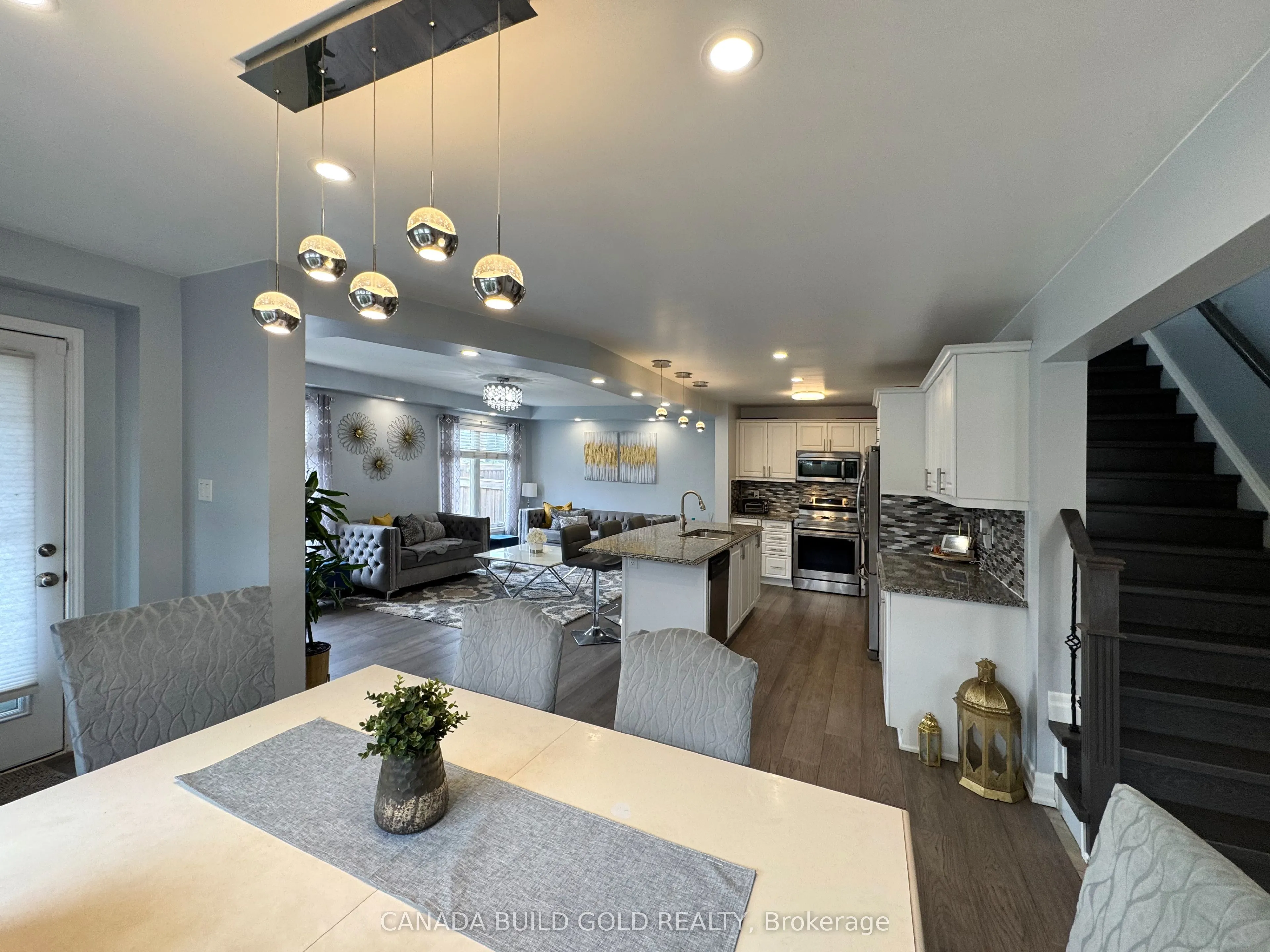 66 Shoreacres Drive