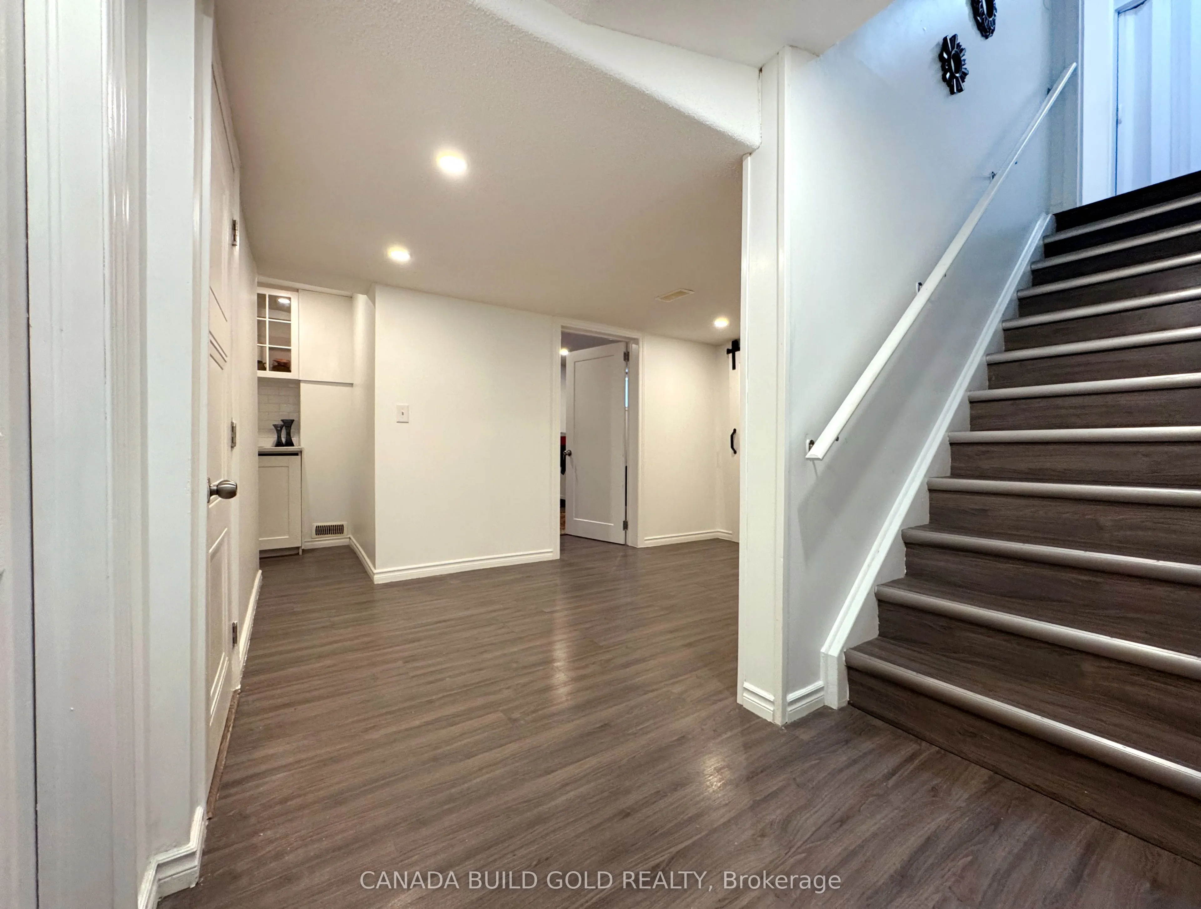 66 Shoreacres Drive