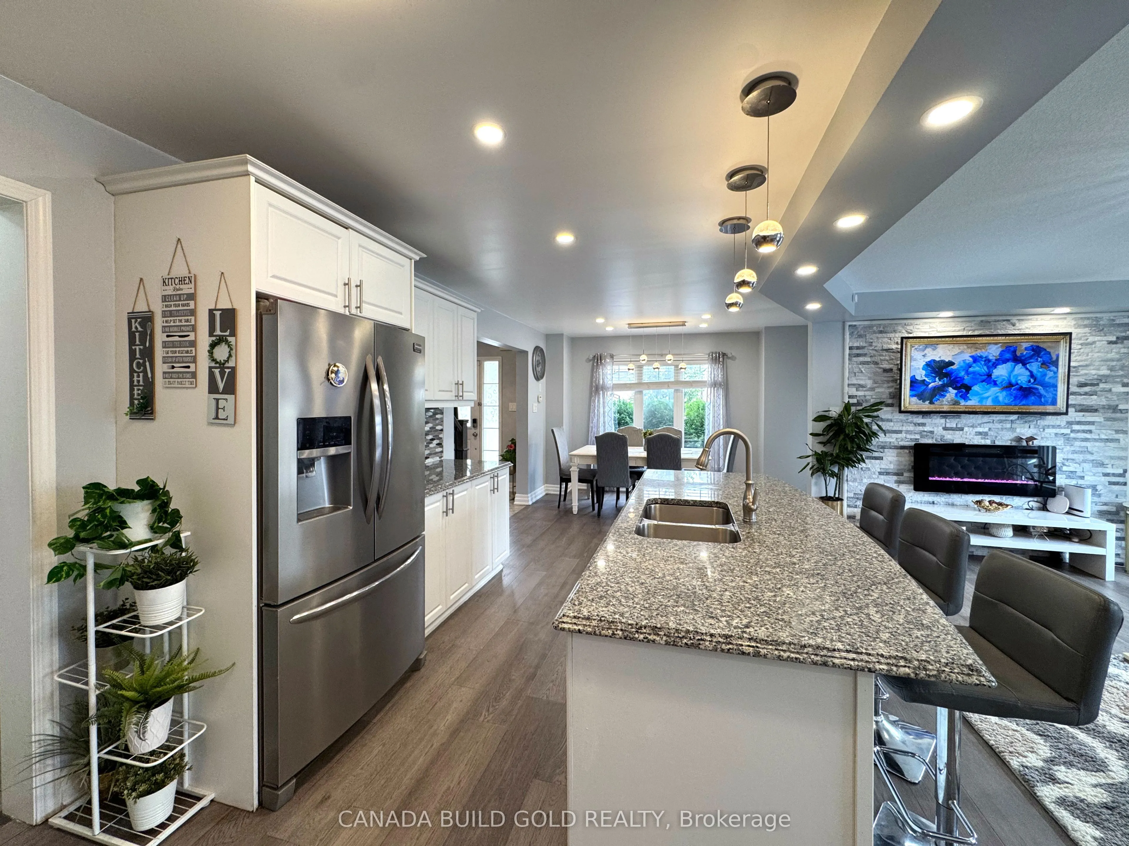 66 Shoreacres Drive