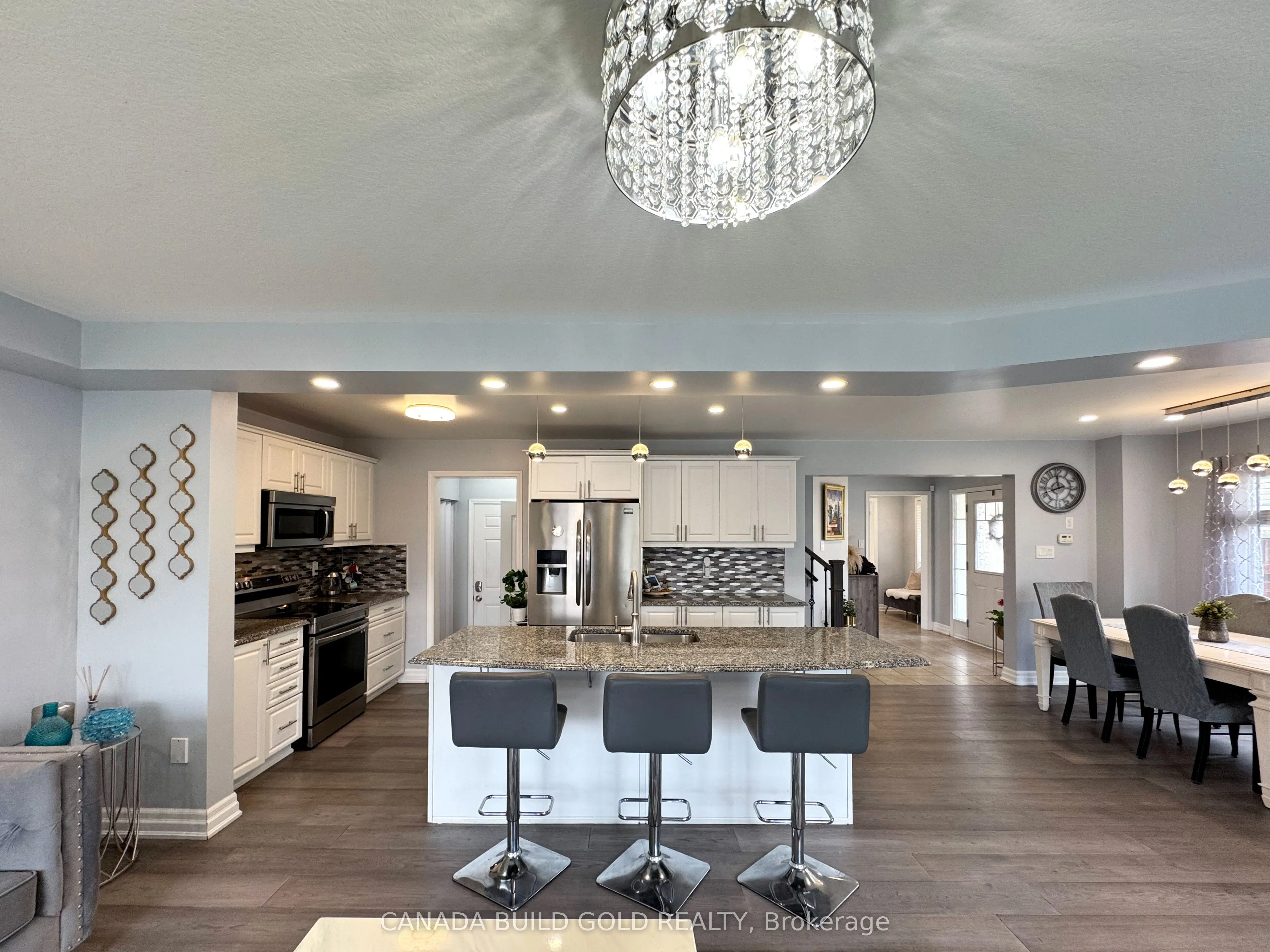 66 Shoreacres Drive