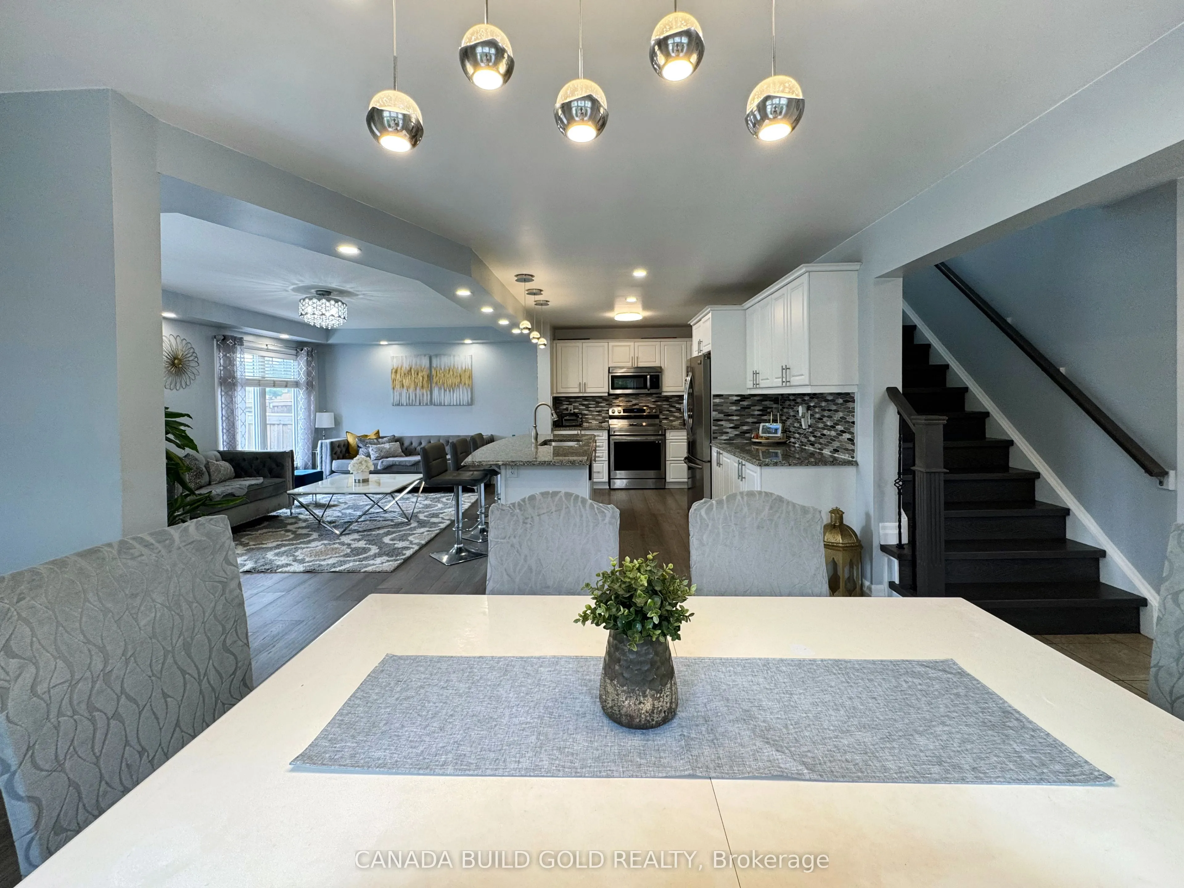 66 Shoreacres Drive