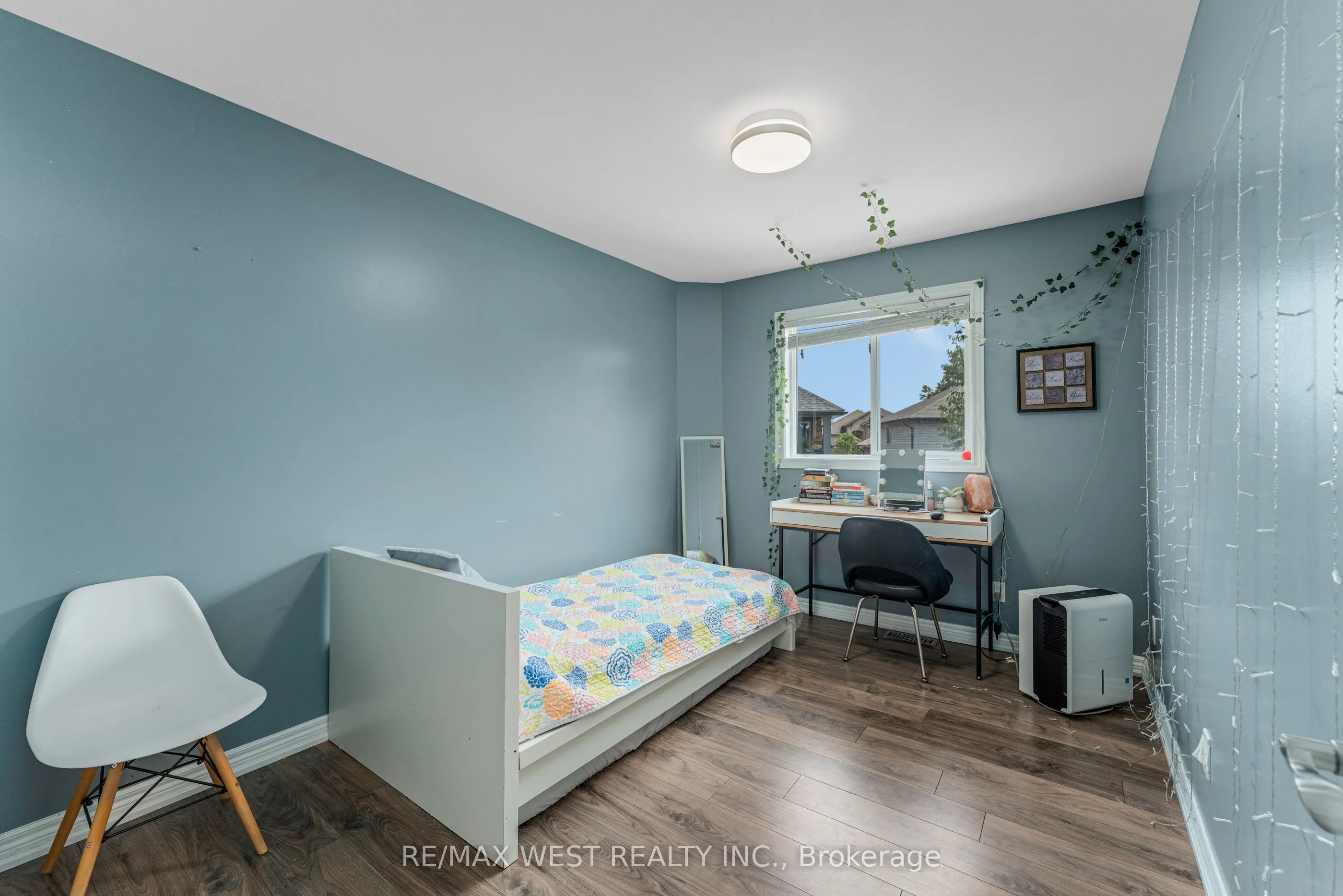 11143 Ancona Crescent