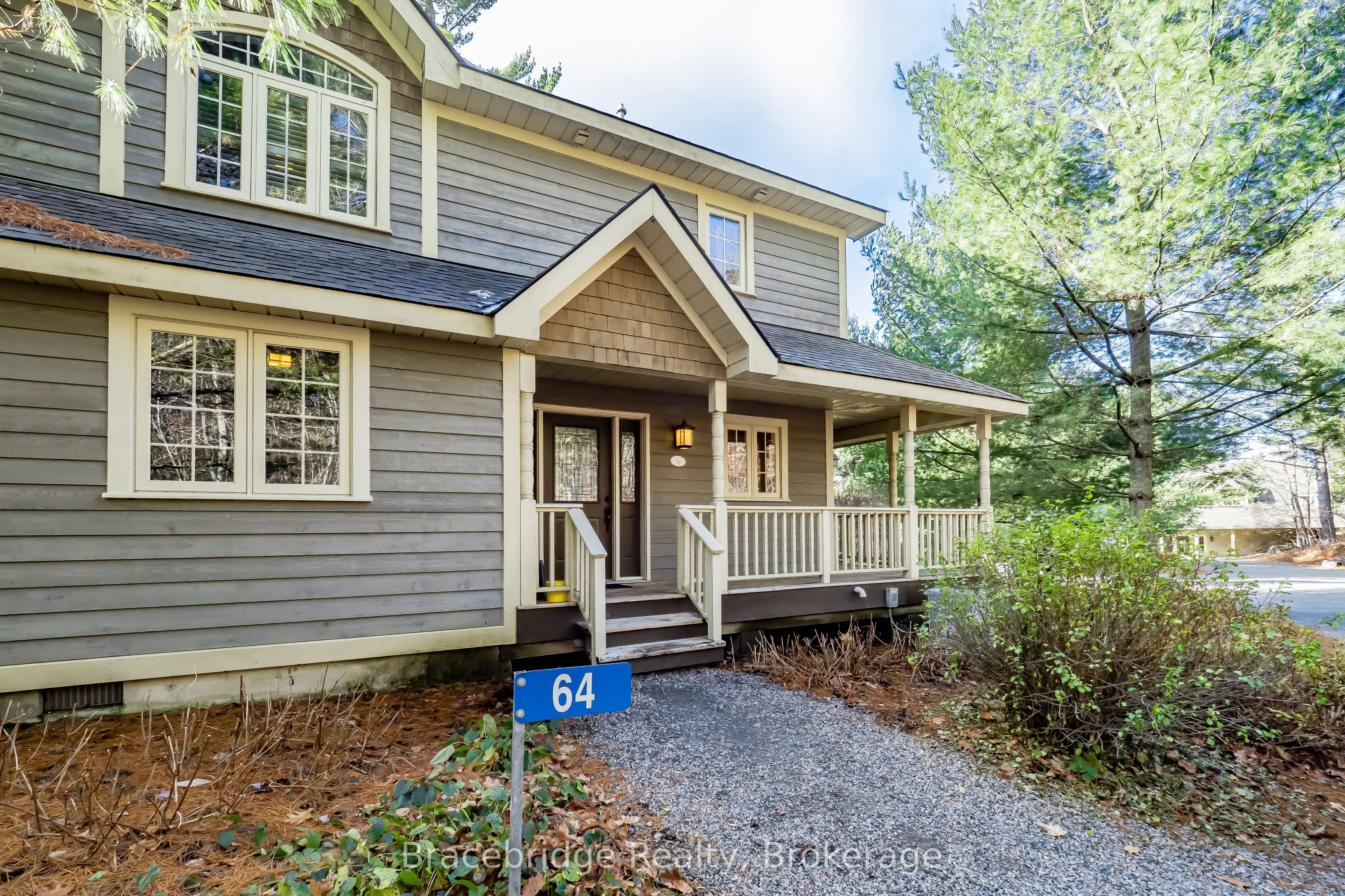 3876 Muskoka Road 118 Road W, #Carling 2 W5