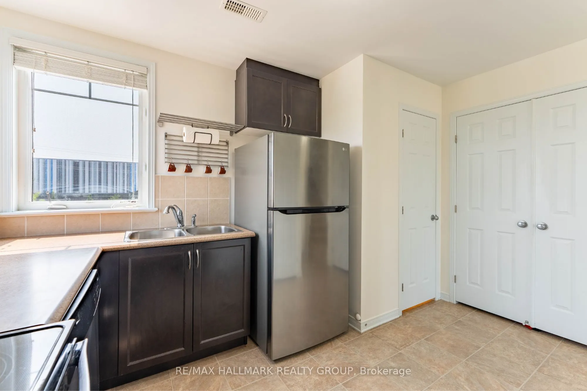 260 Shanly Private, #16