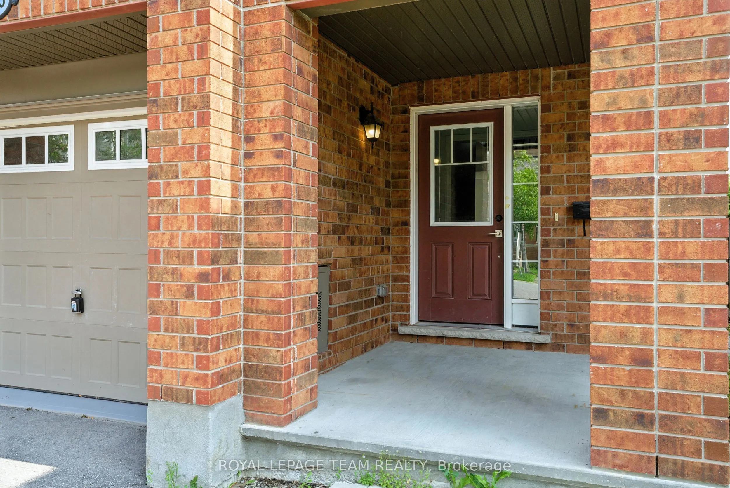 495 Coldwater Crescent