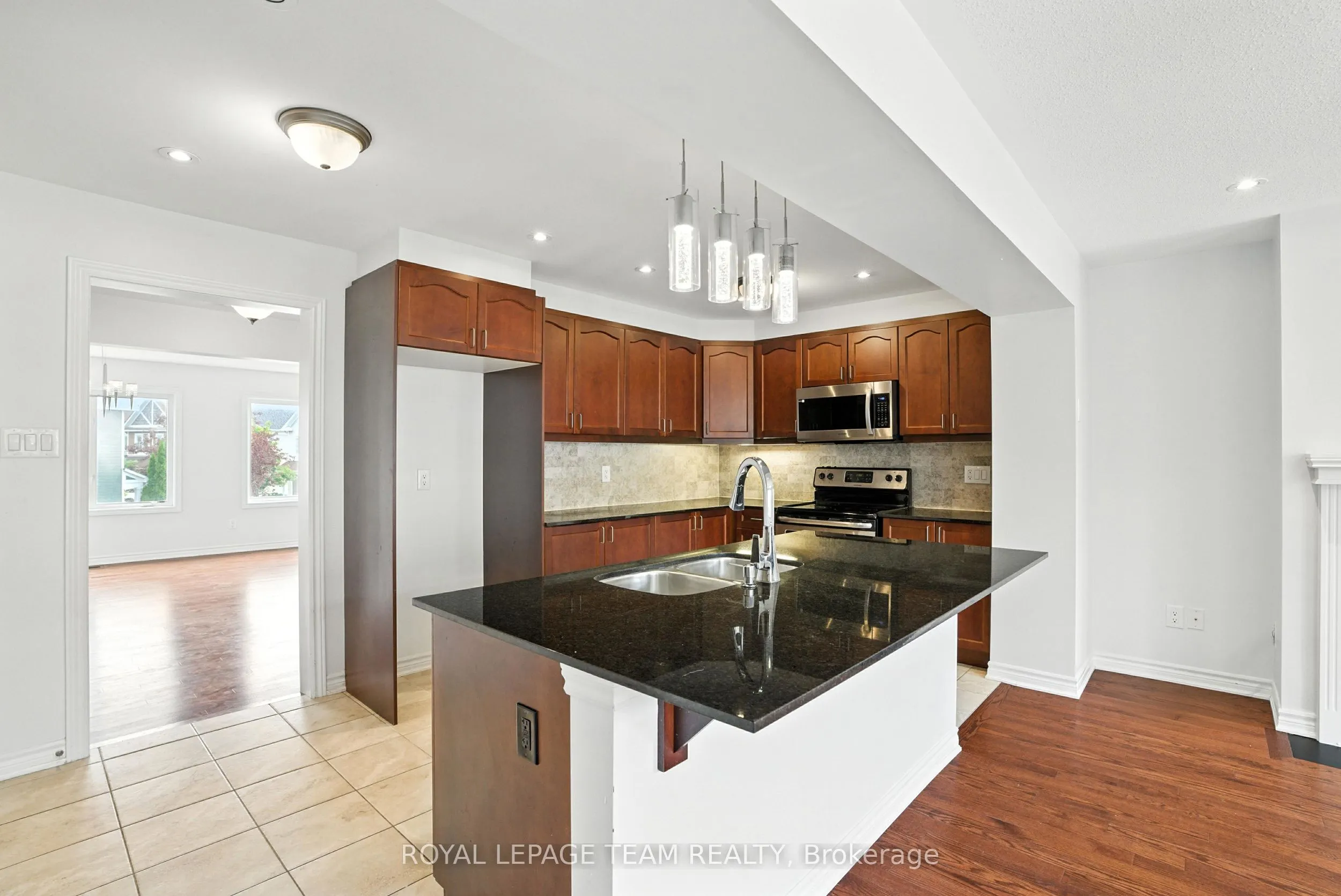495 Coldwater Crescent