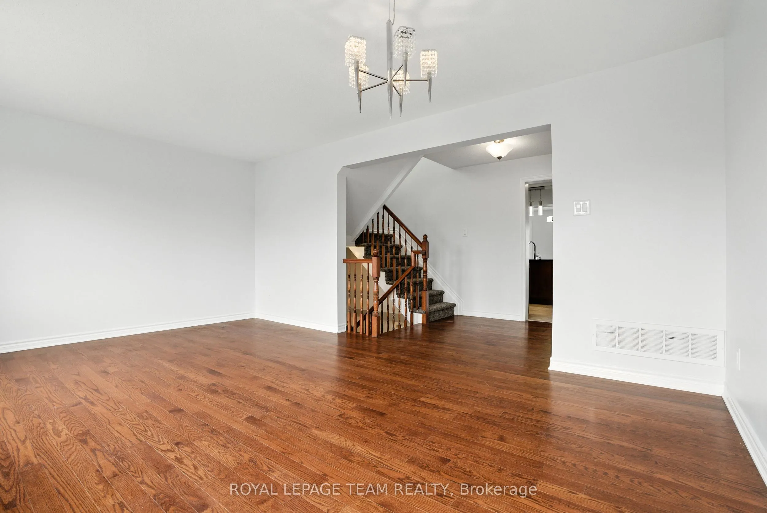 495 Coldwater Crescent