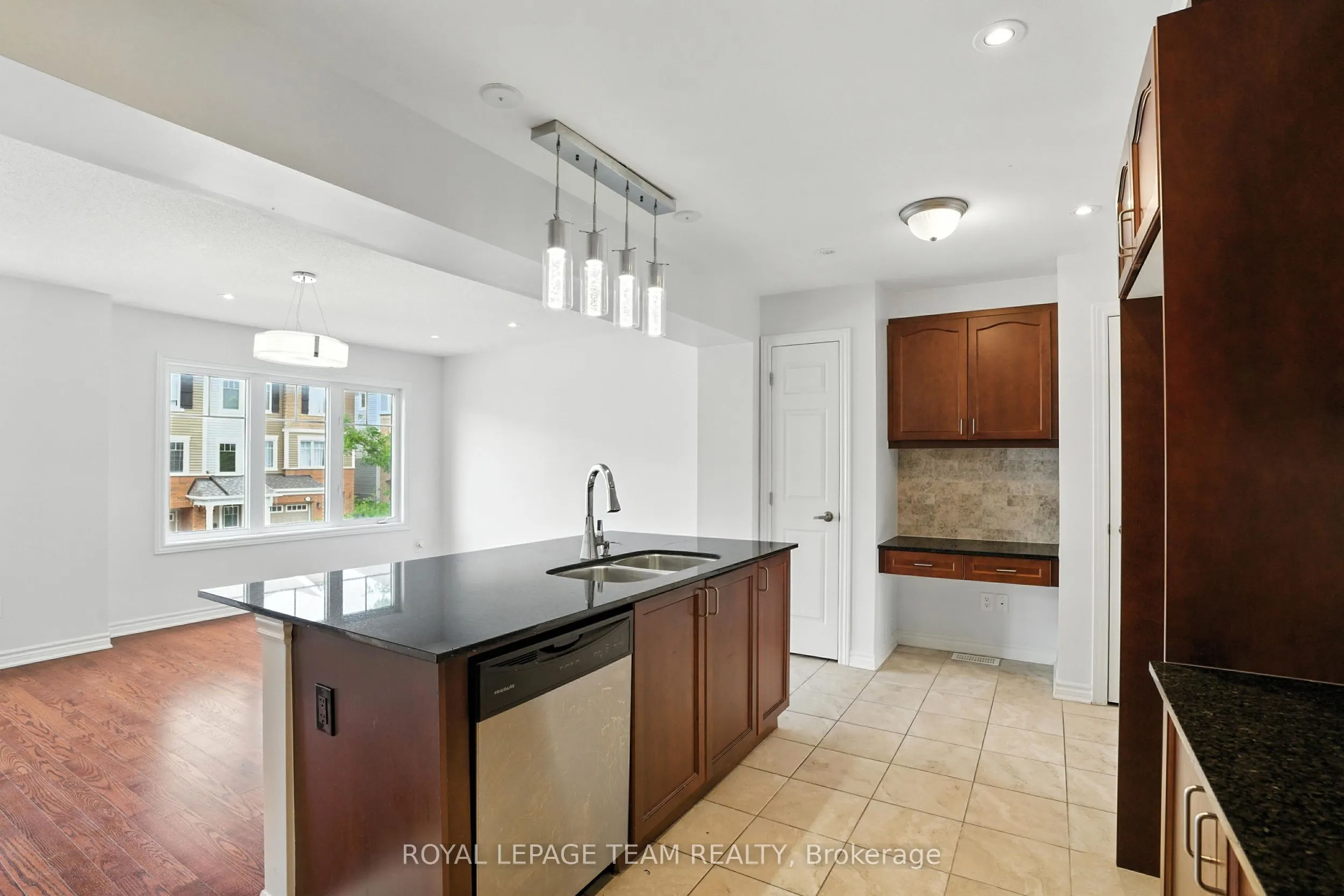 495 Coldwater Crescent