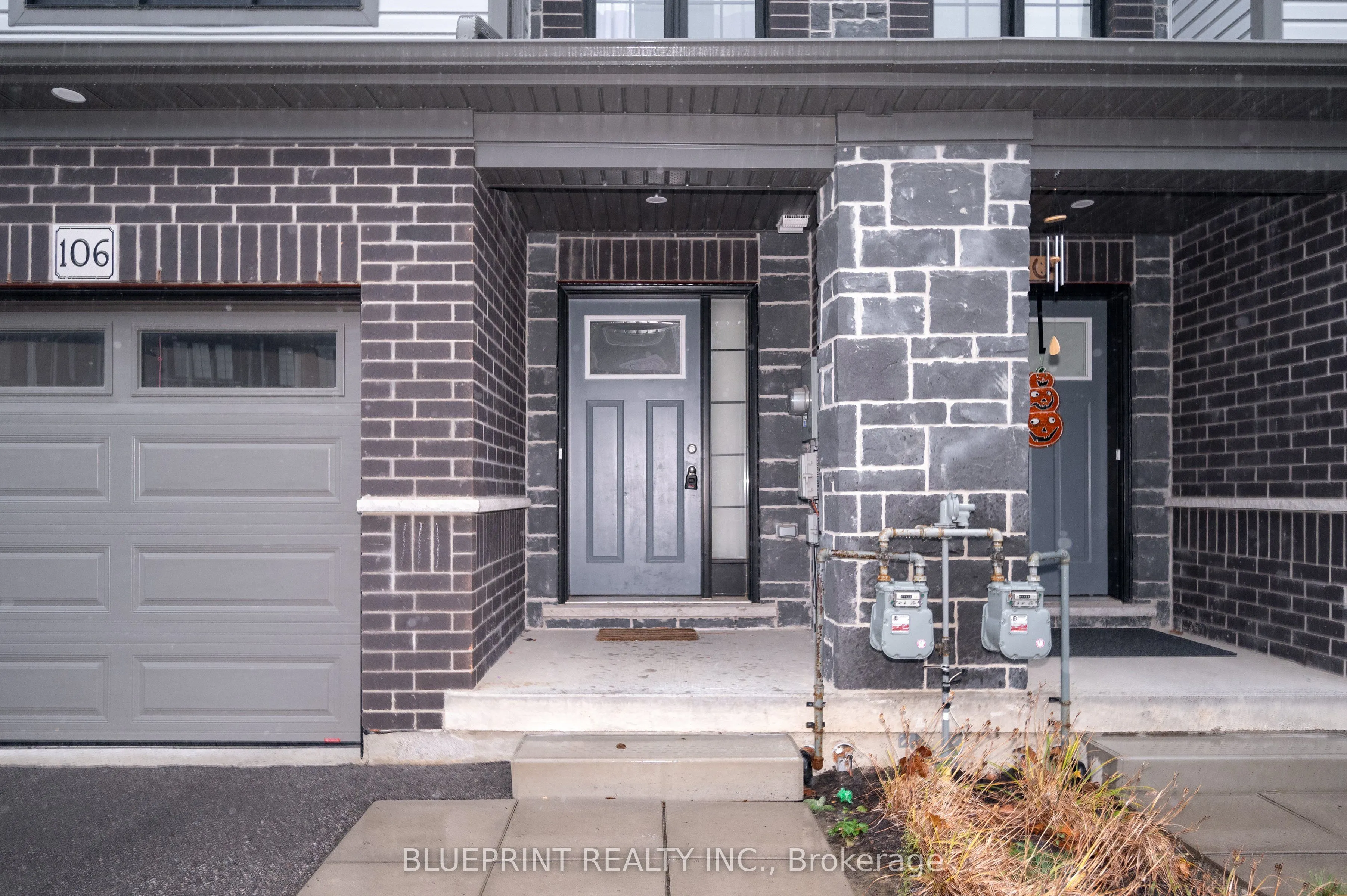 106 Woodedge Circle