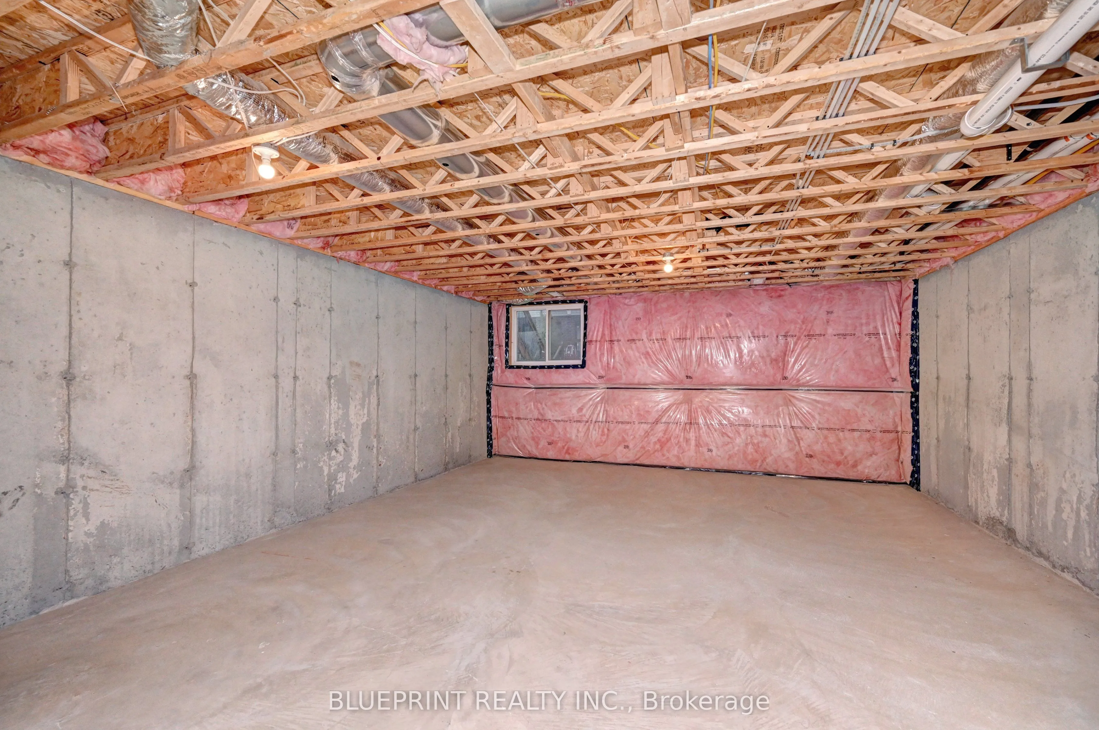 106 Woodedge Circle