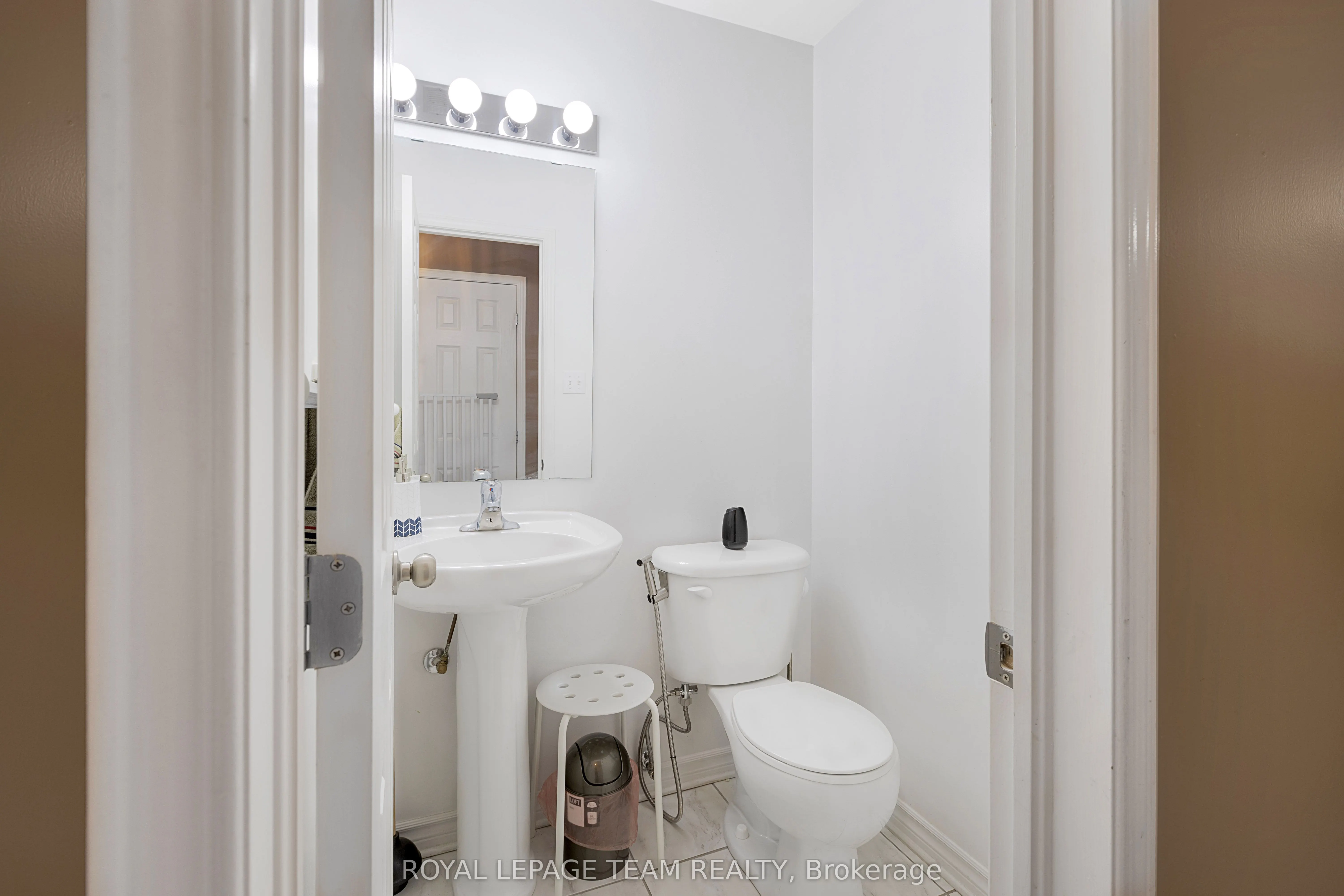 3265 St Joseph Boulevard, #118