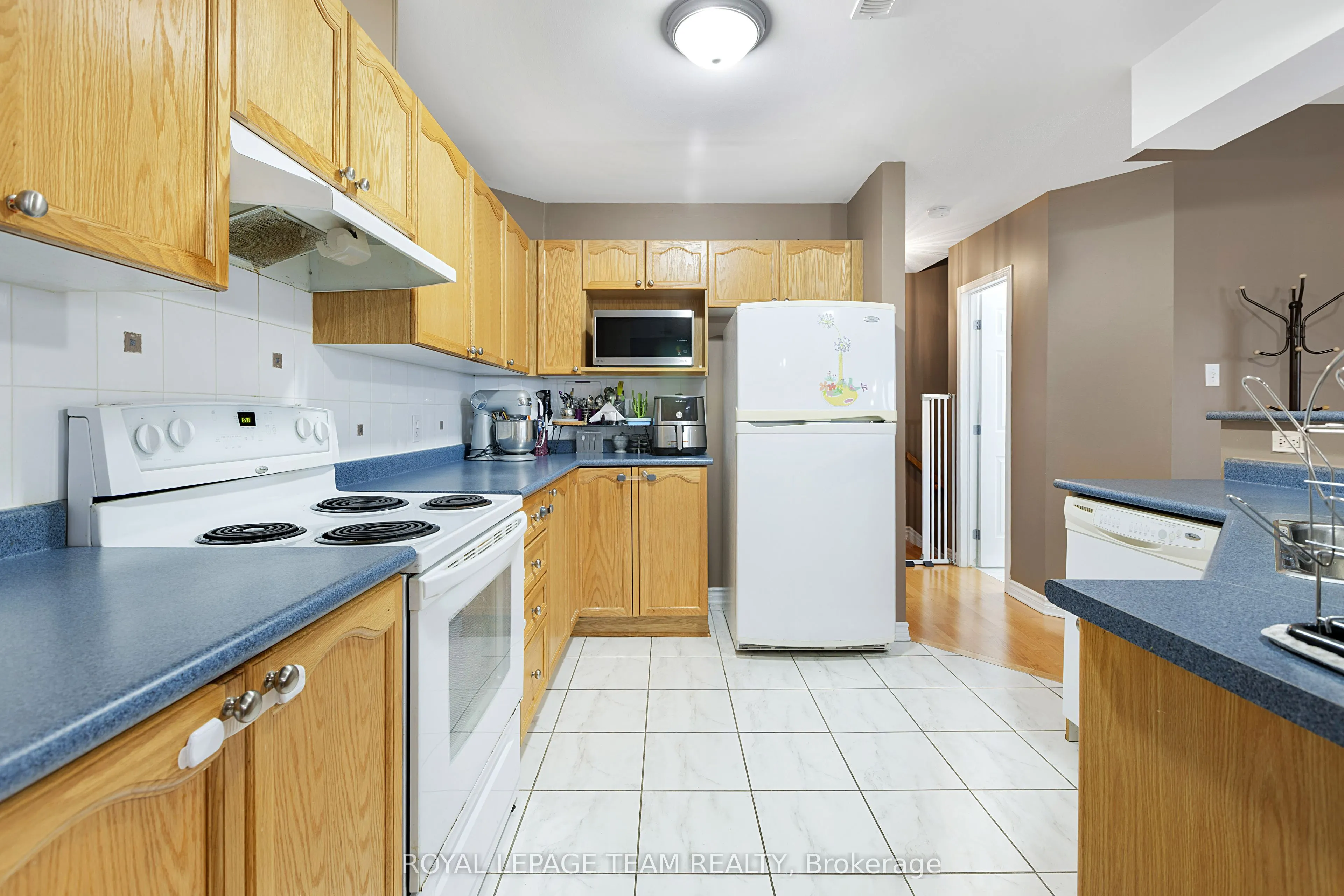 3265 St Joseph Boulevard, #118
