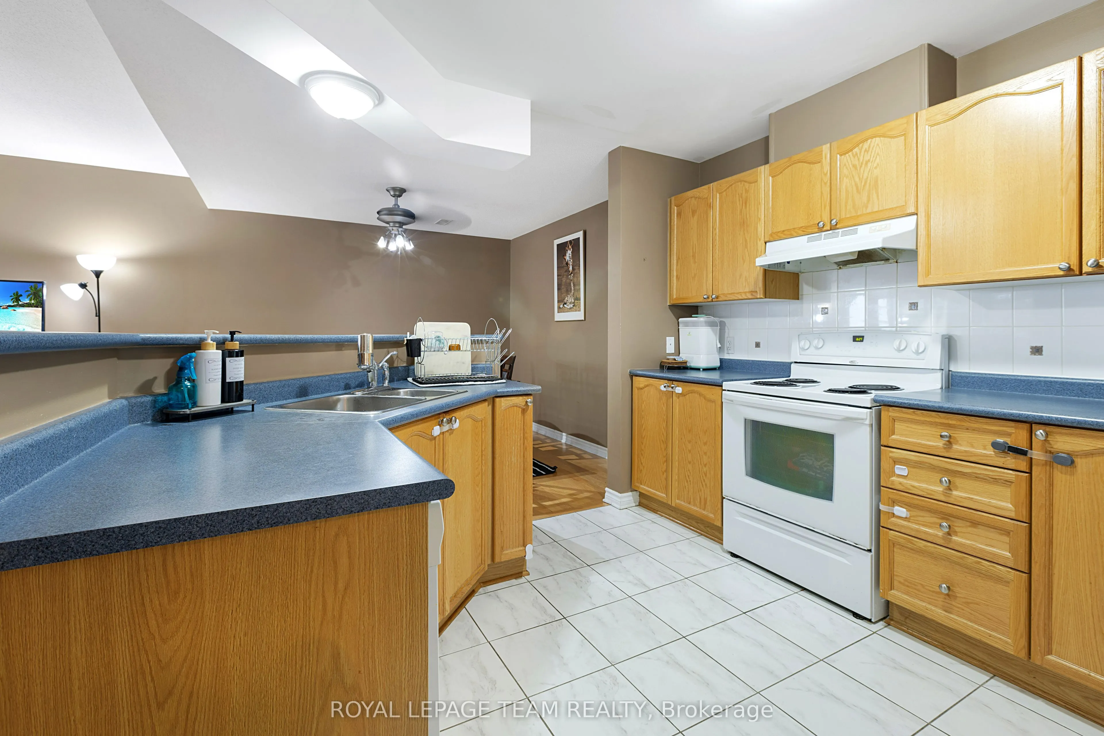 3265 St Joseph Boulevard, #118