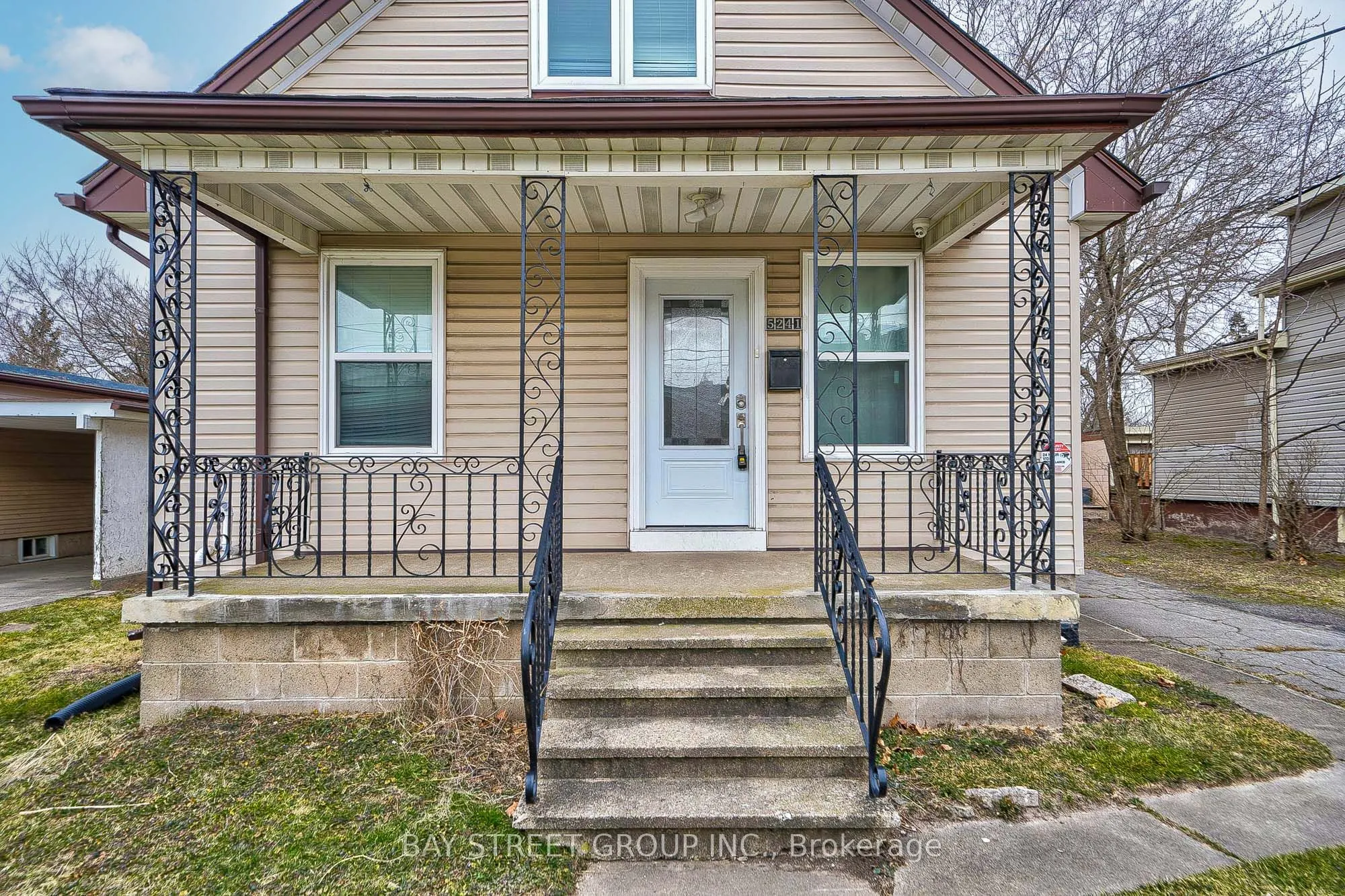 5241 Kitchener Street