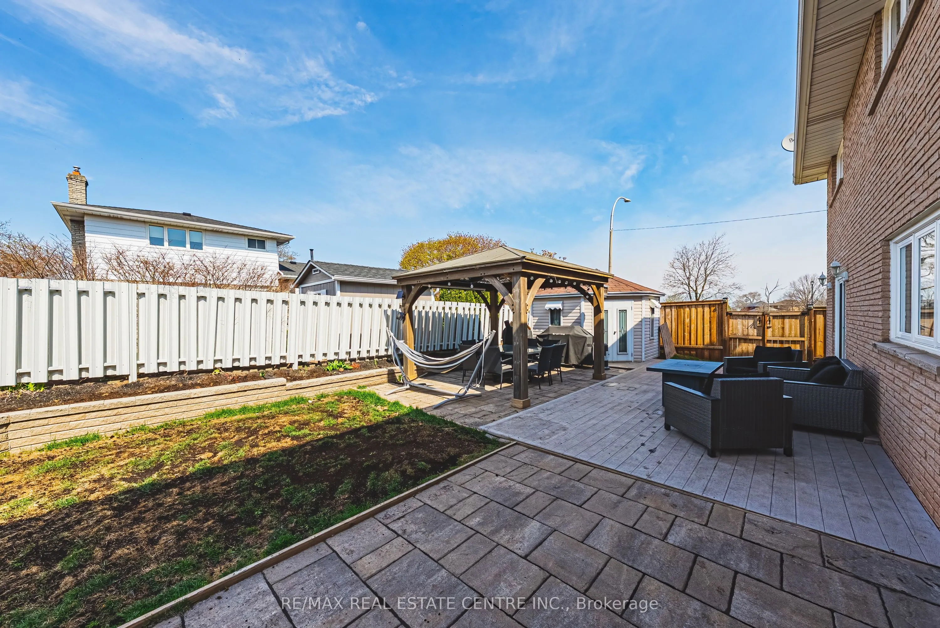 95 Ellington Avenue