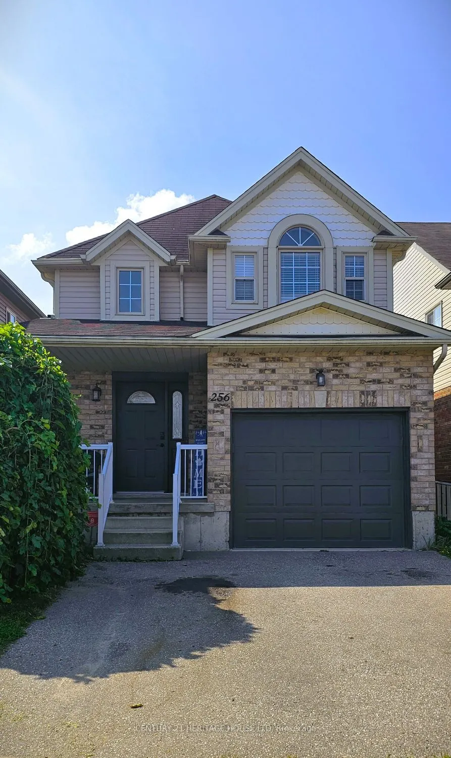 256 Sienna Crescent