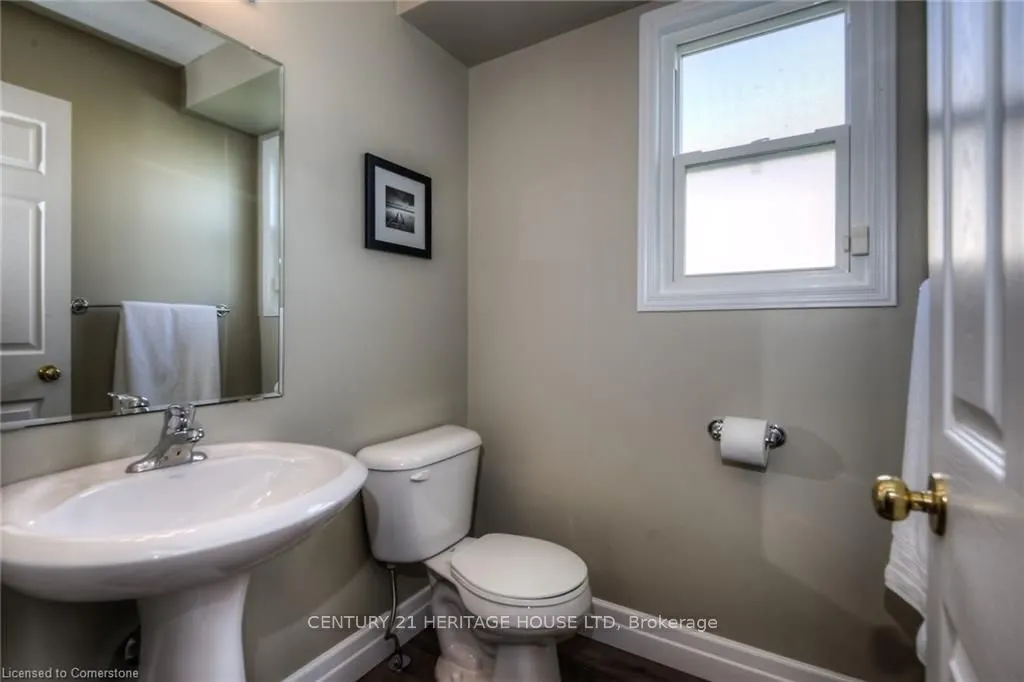 256 Sienna Crescent