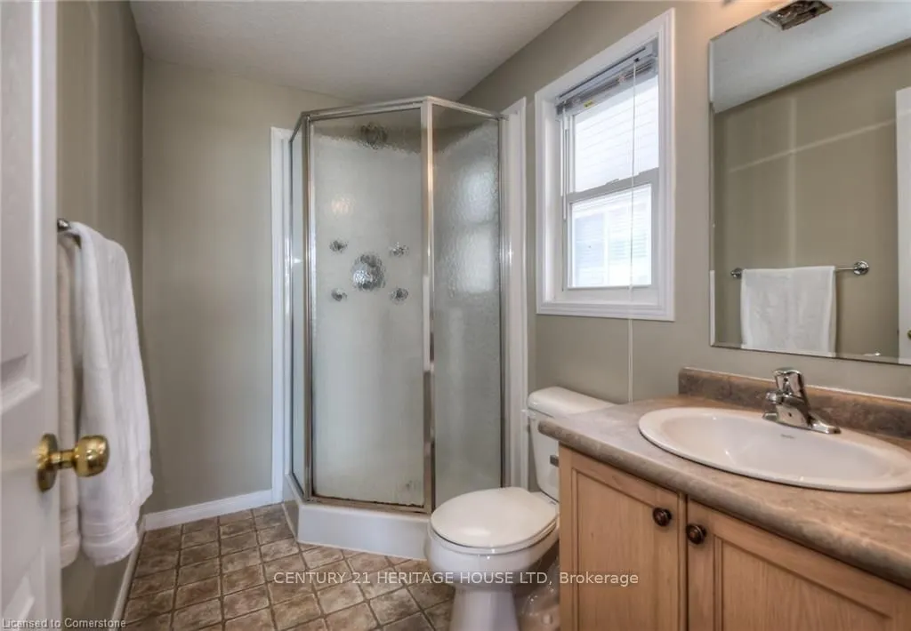 256 Sienna Crescent