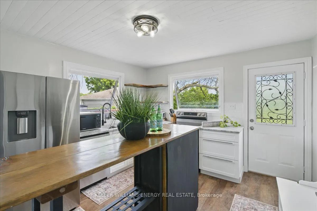 33 Lila Court