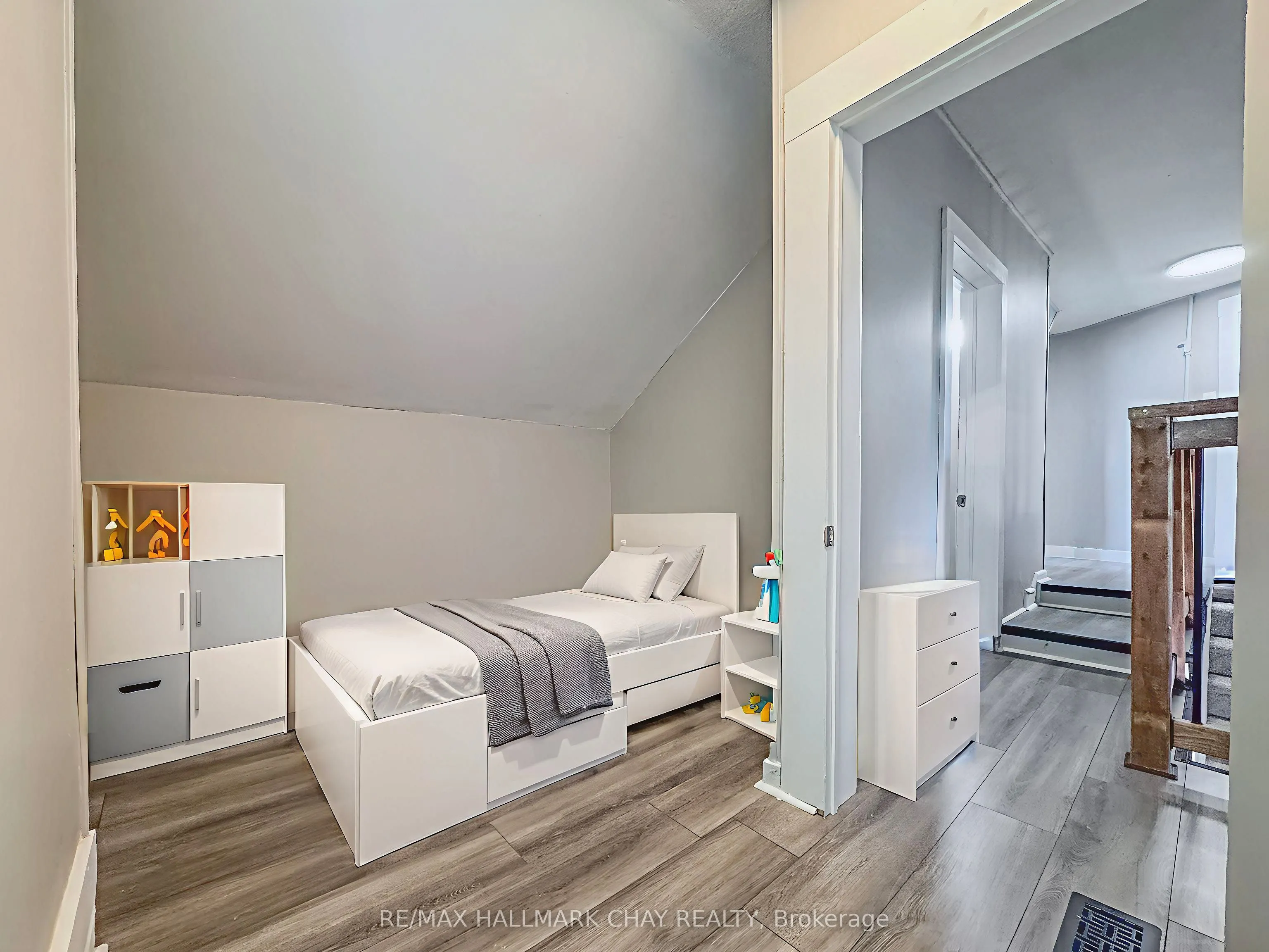 635 First Street S