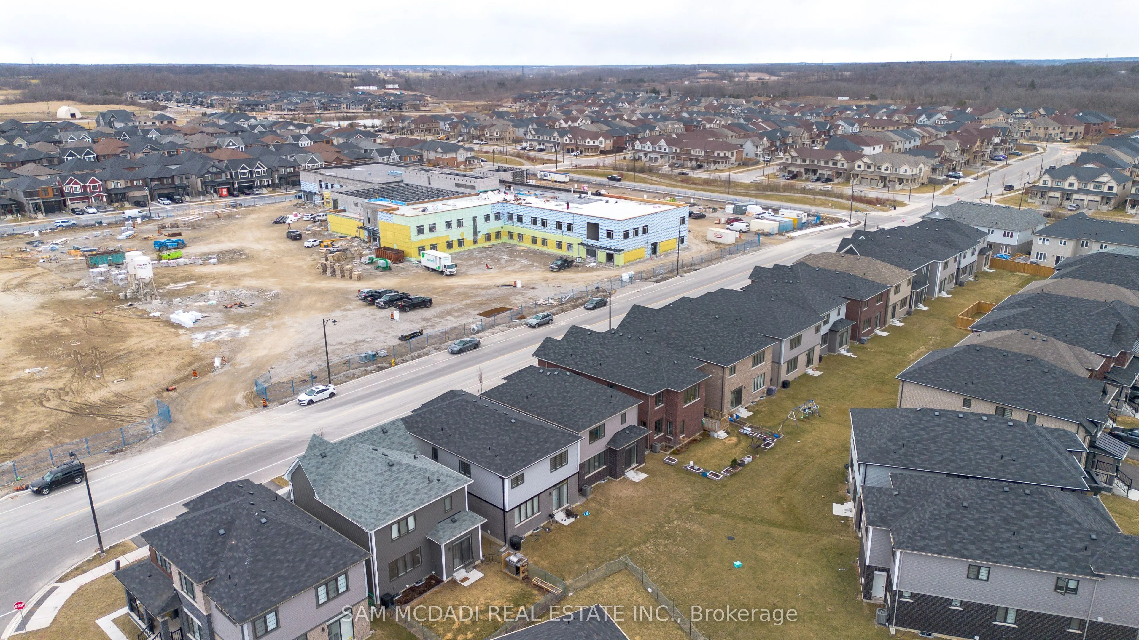 180 Whithorn Crescent