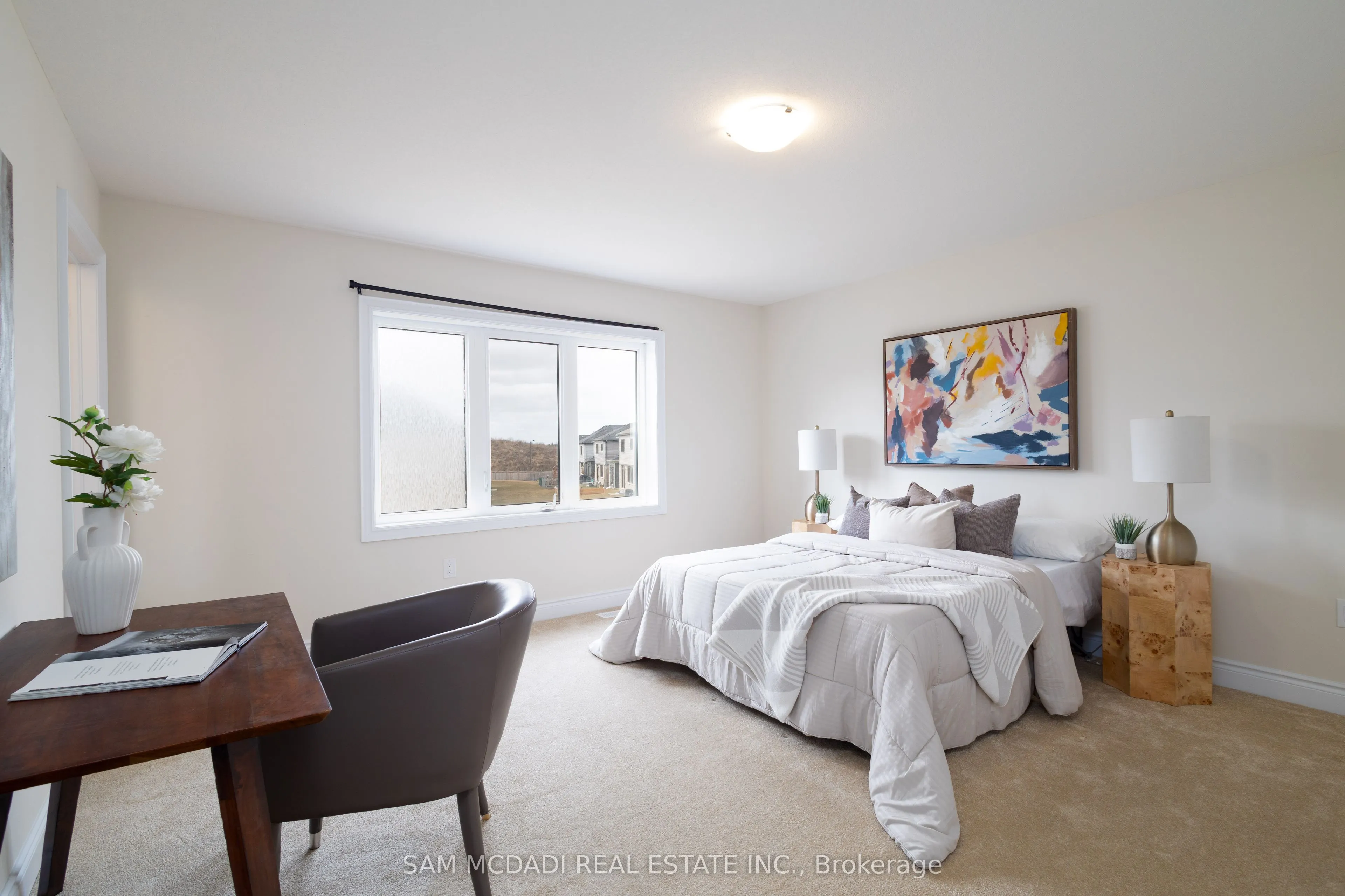 180 Whithorn Crescent