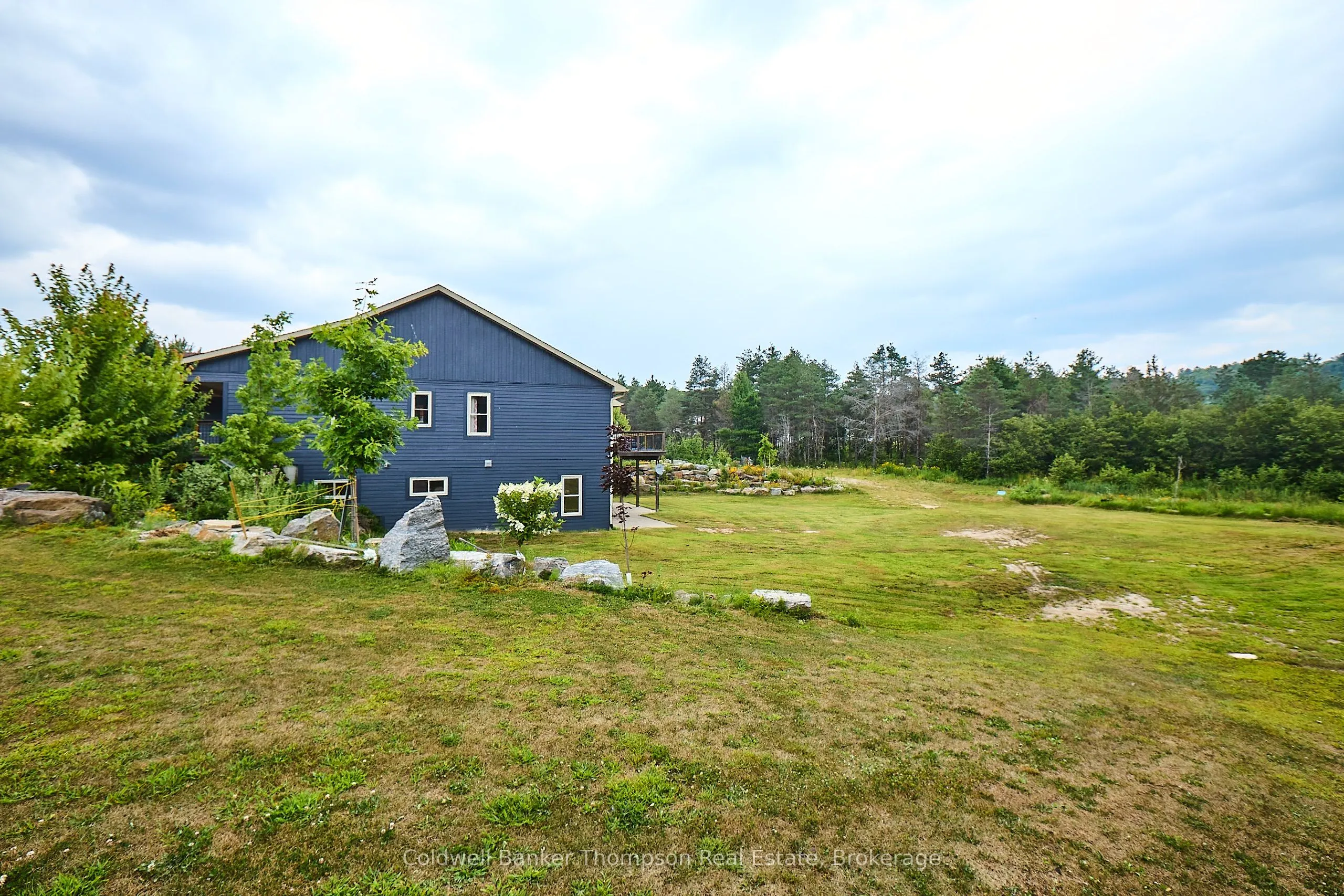 11 Thomas Crescent