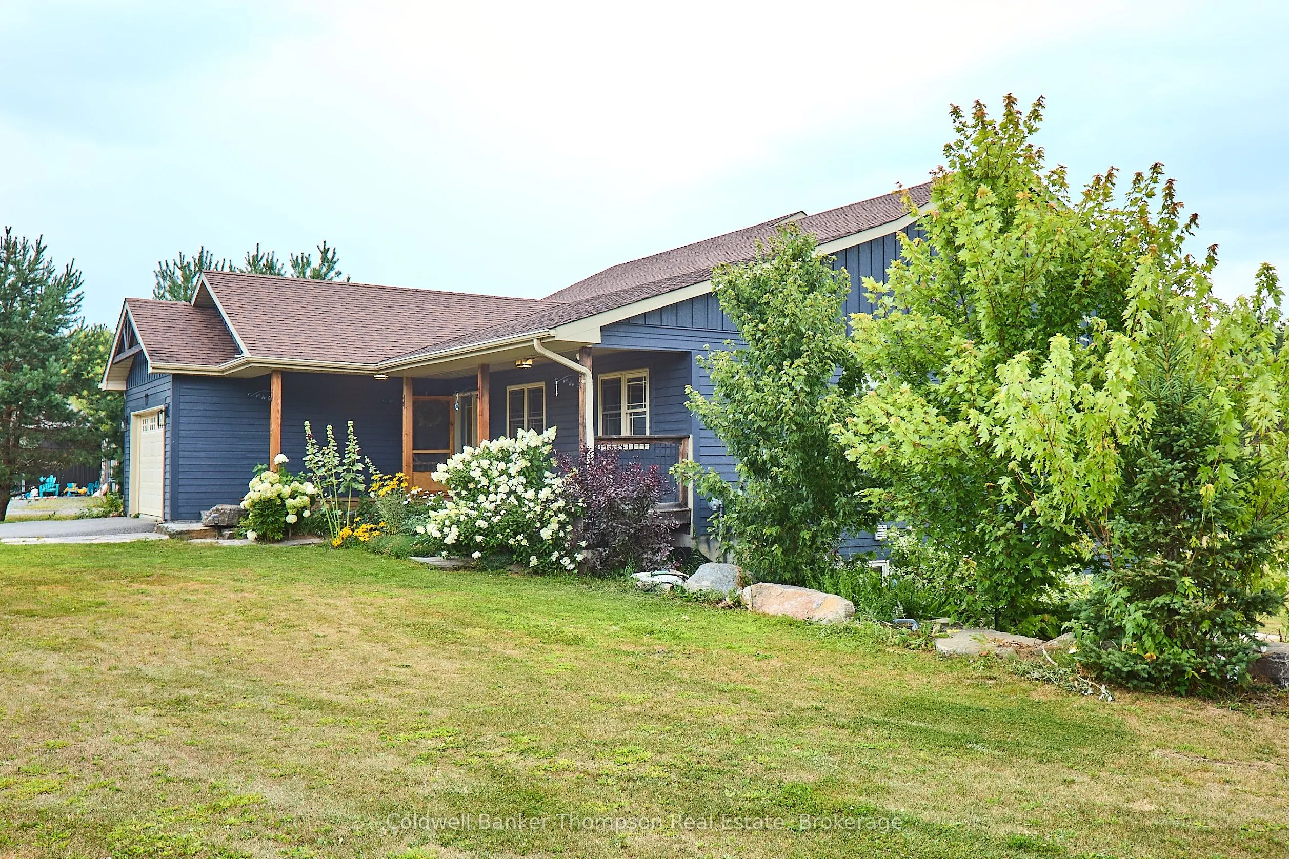 11 Thomas Crescent