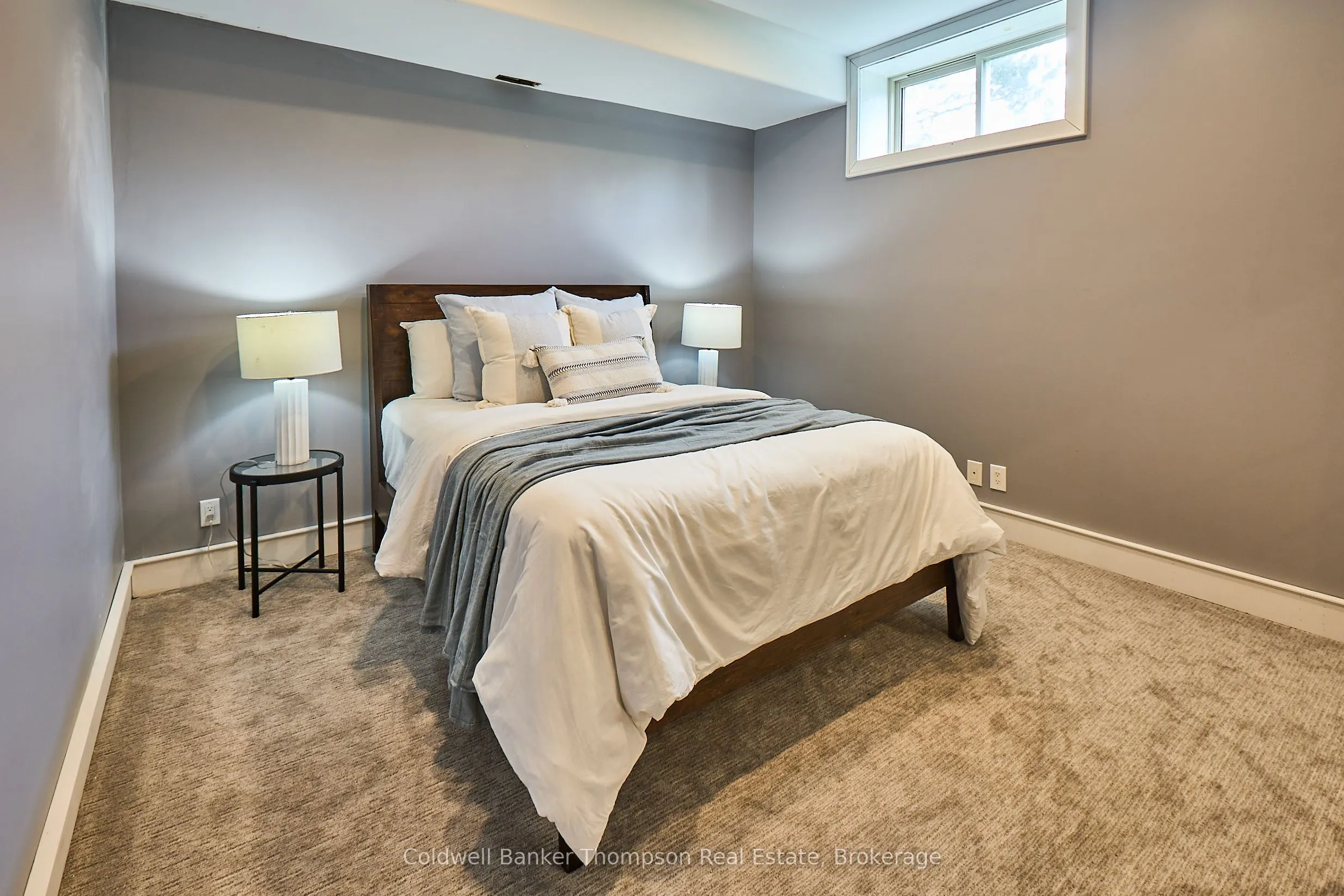 11 Thomas Crescent