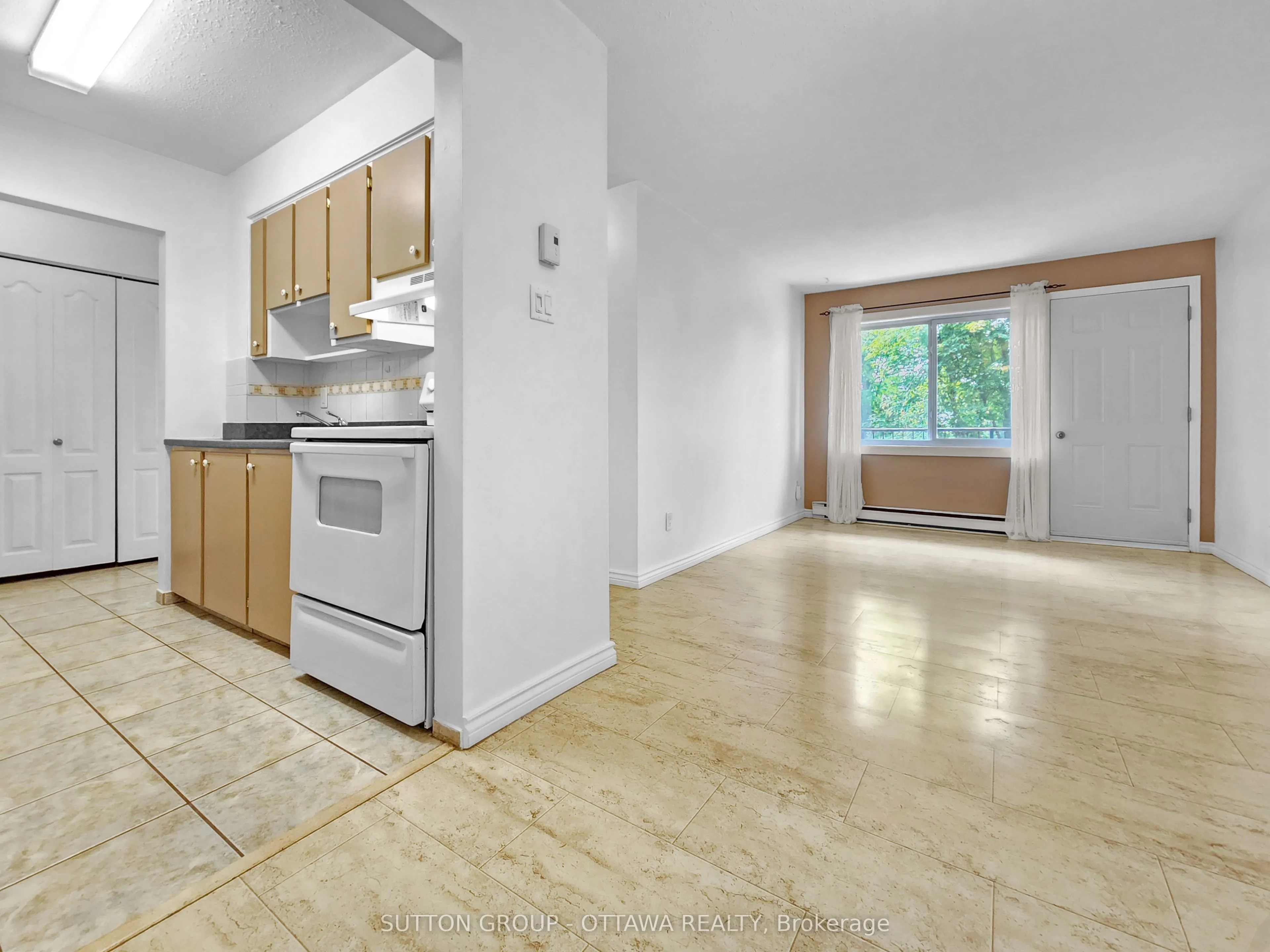 2044 Arrowsmith Drive, #202A