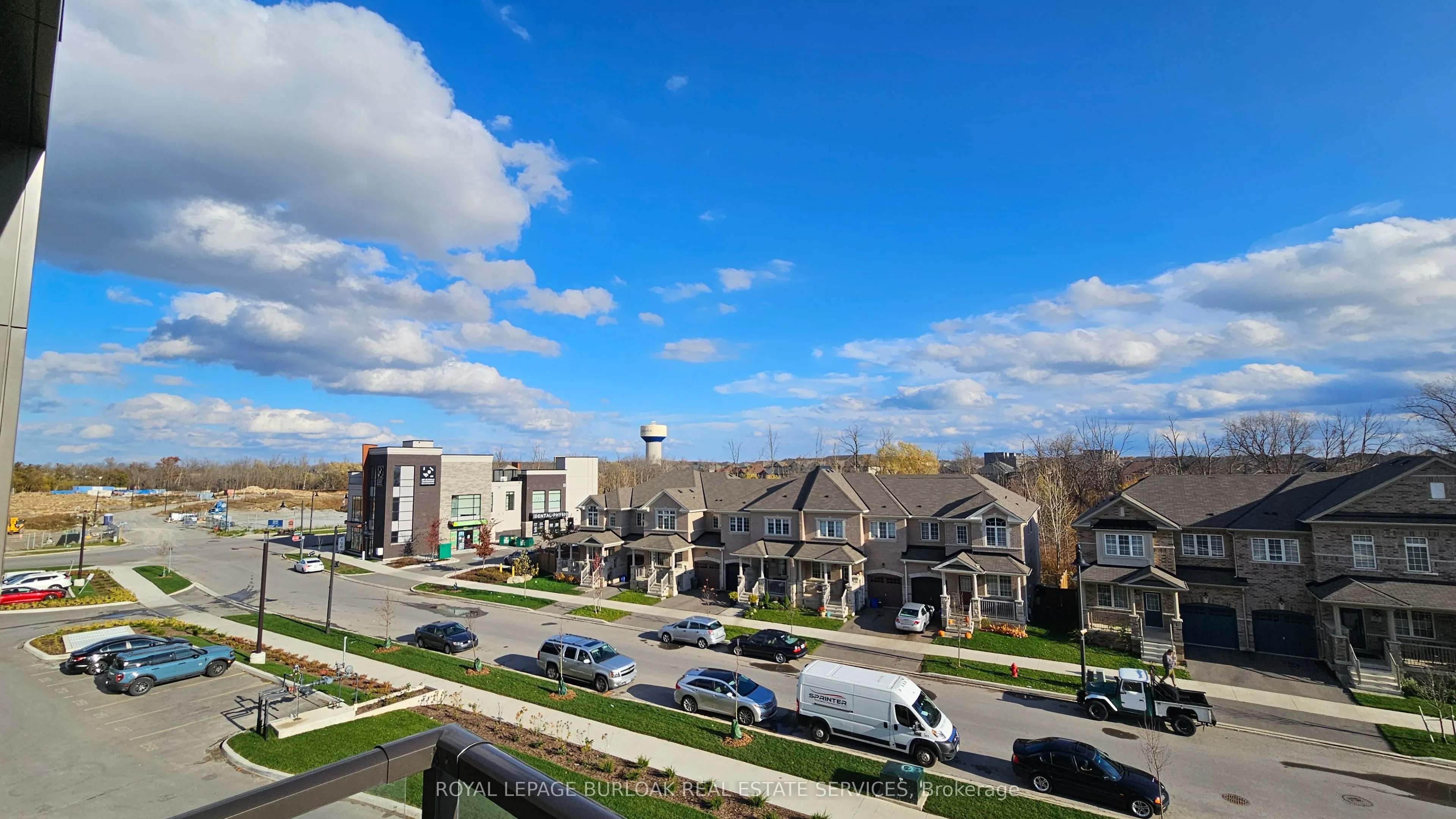 470 Dundas Street, #322