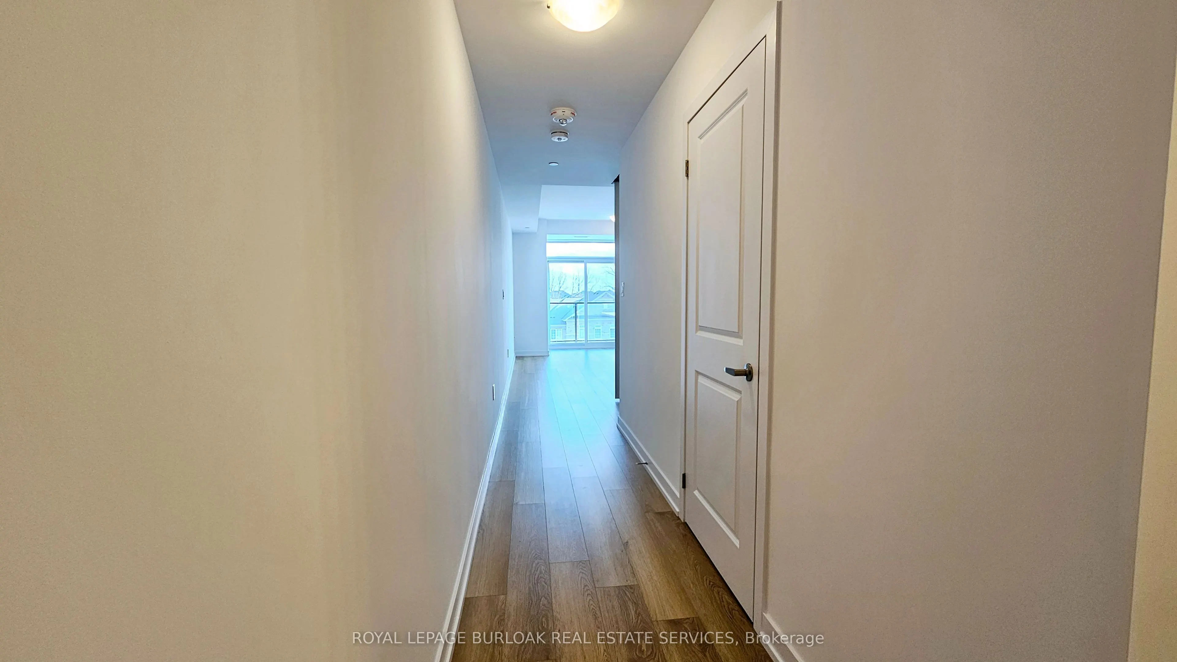 470 Dundas Street, #322