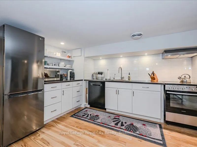 80 London Road W