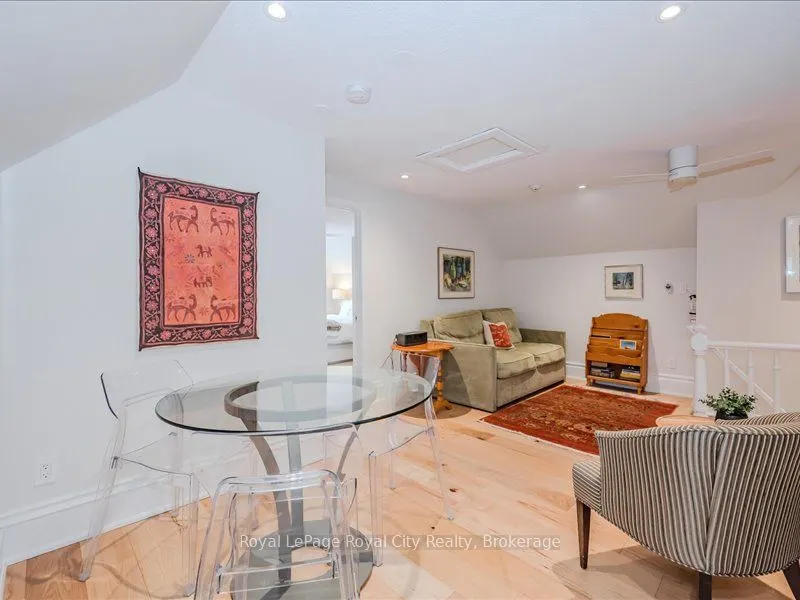80 London Road W