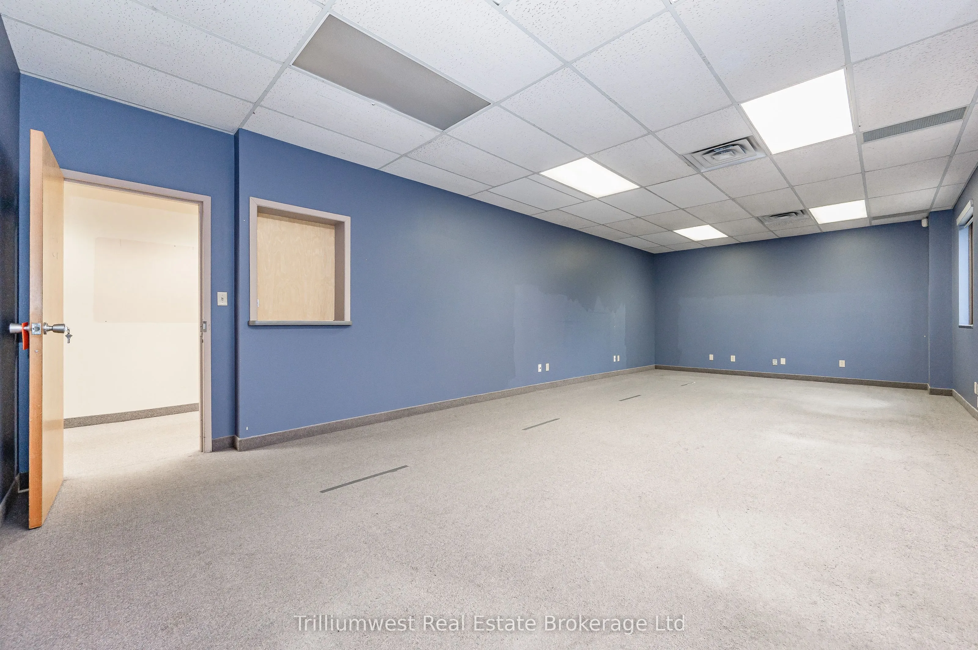 450 Speedvale Ave W Avenue, #203