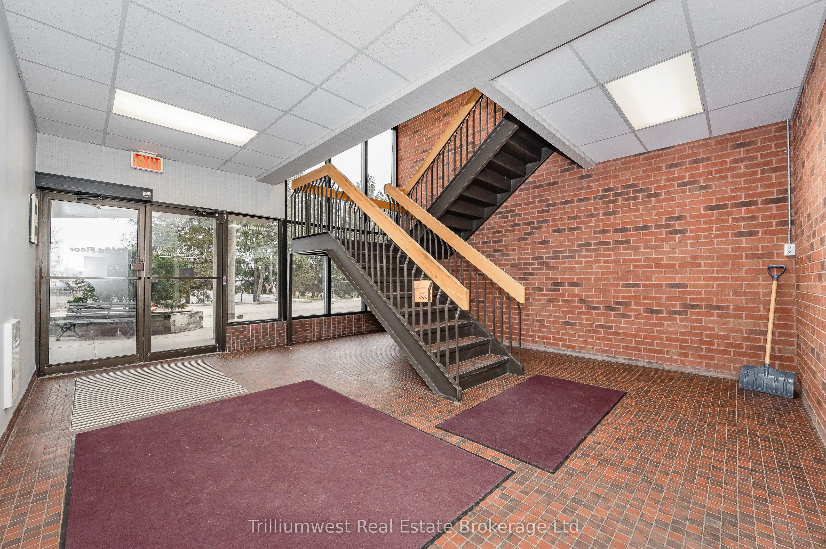 450 Speedvale Ave W Avenue, #201