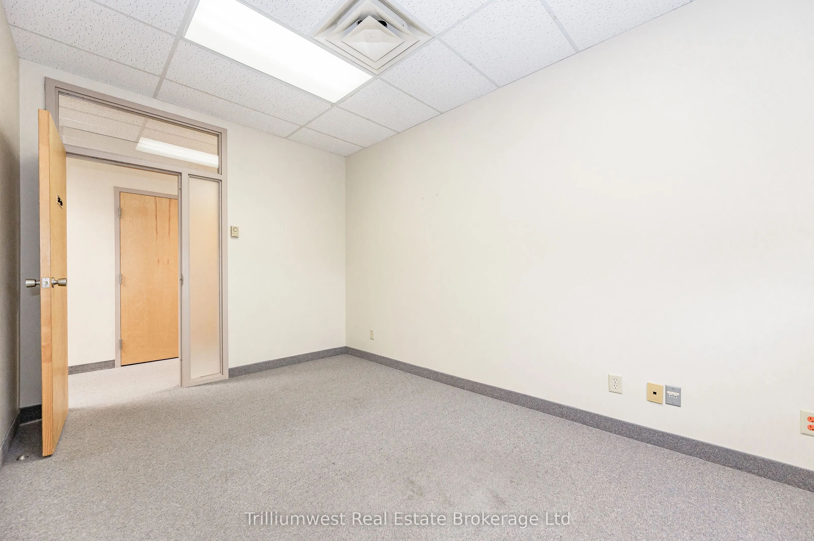 450 Speedvale Ave W Avenue, #201